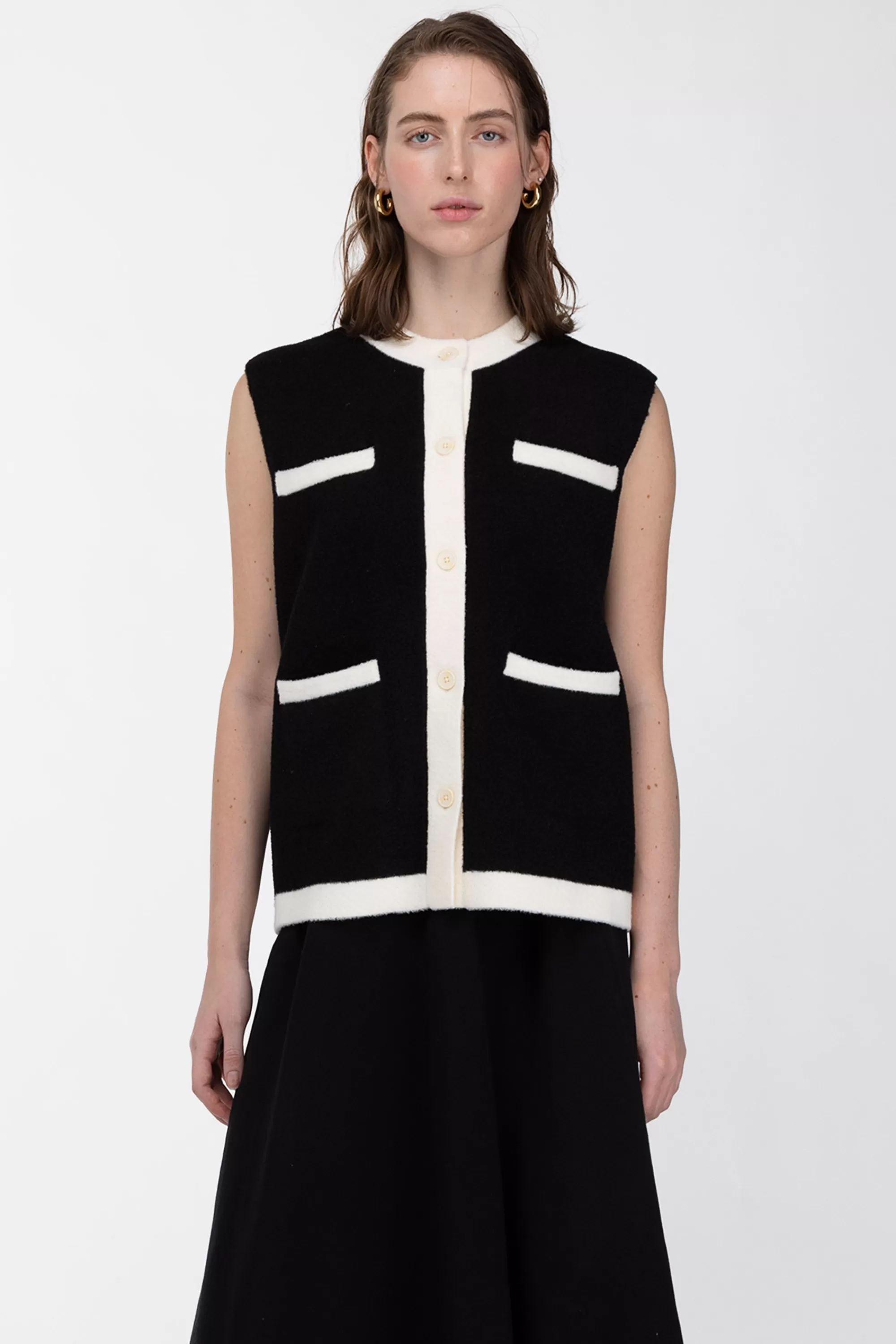 OAK + FORT CONTRAST TRIM VEST CARDIGAN | Women Sweaters & Cardigans