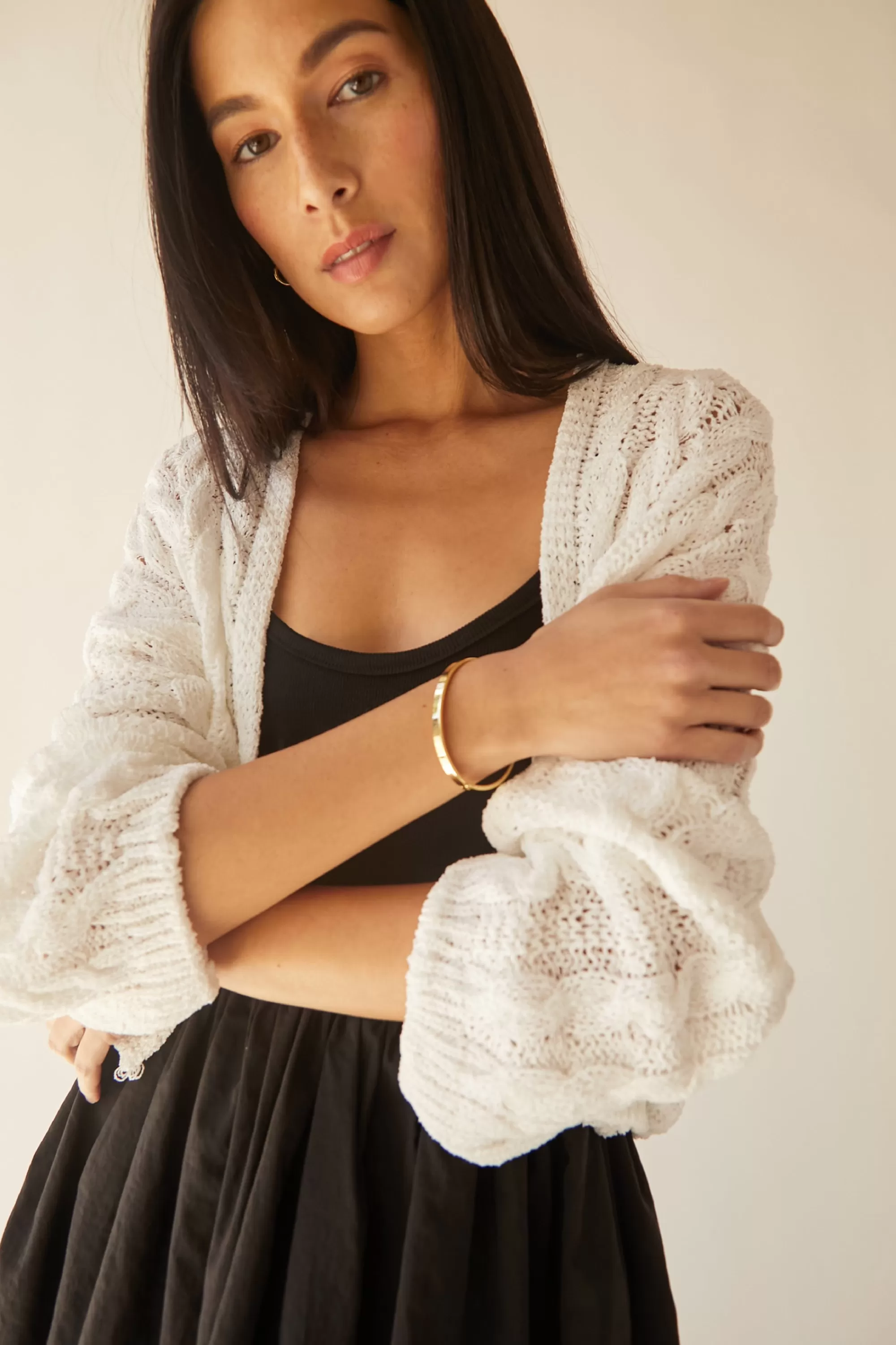 OAK + FORT CROPPED CABLE KNIT CARDIGAN | Women Sweaters & Cardigans