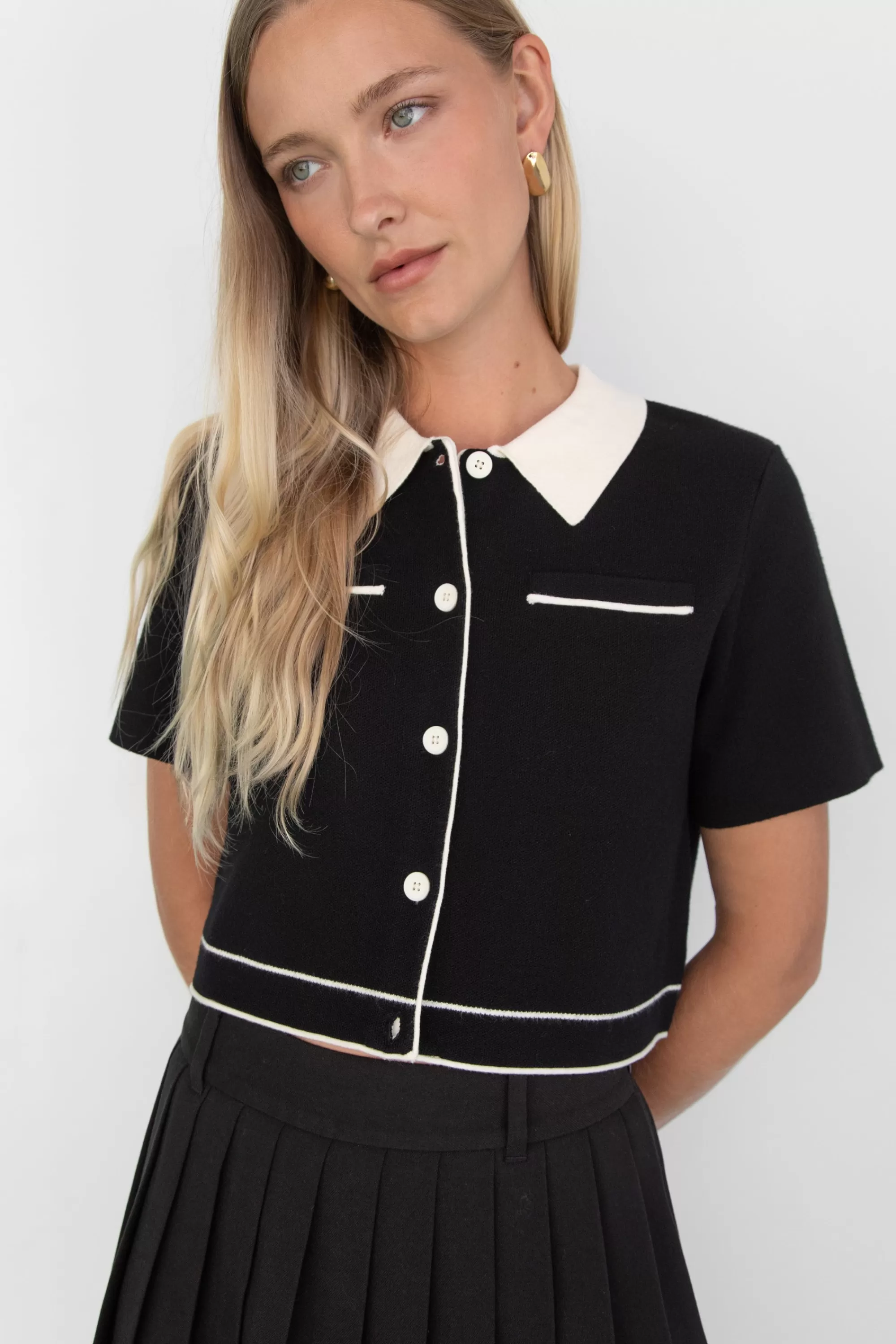 OAK + FORT CROPPED KNIT CONTRAST TRIM TOP | Women Tops | Sweaters & Cardigans