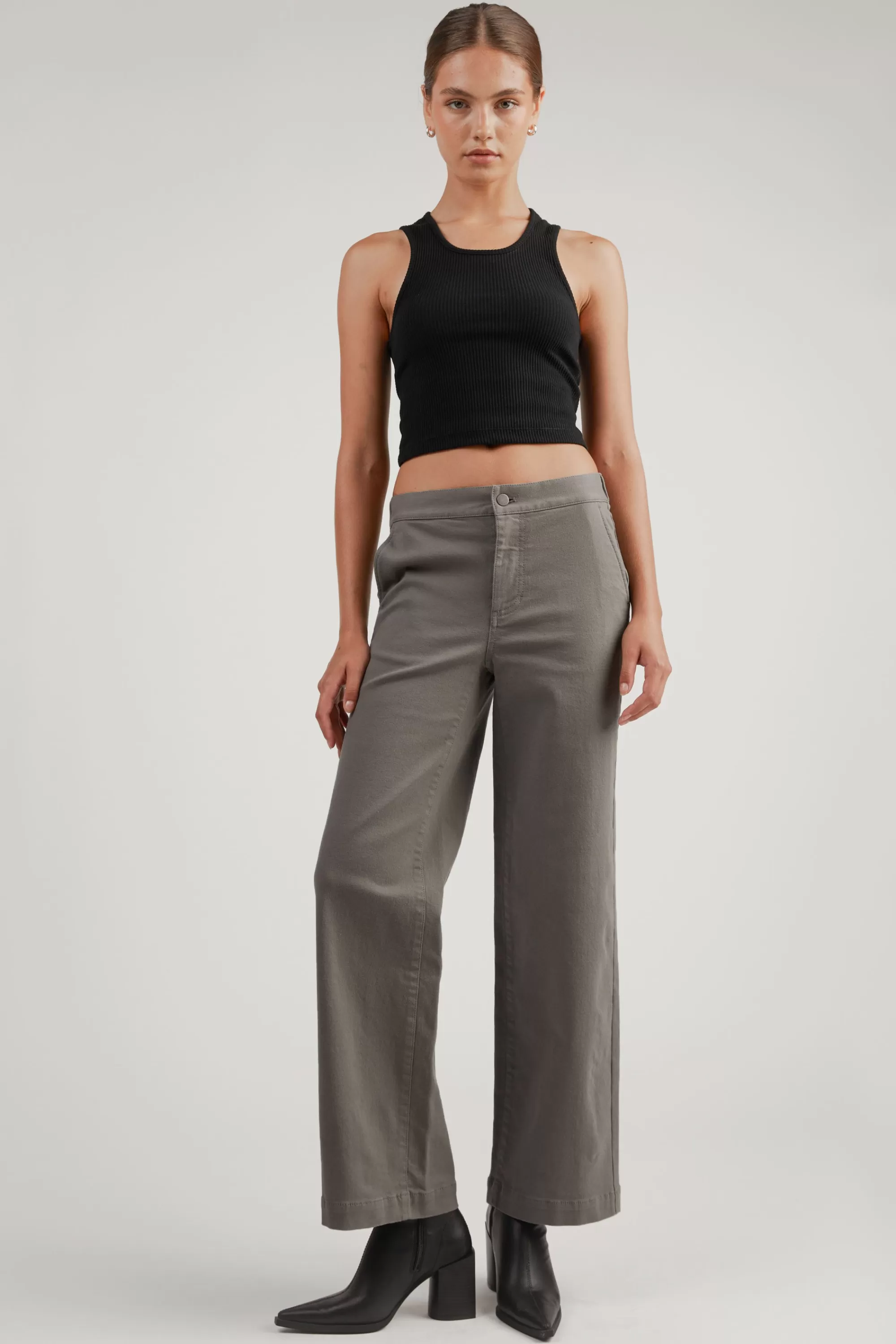 OAK + FORT CROPPED RIBBED TANK | Women Tops