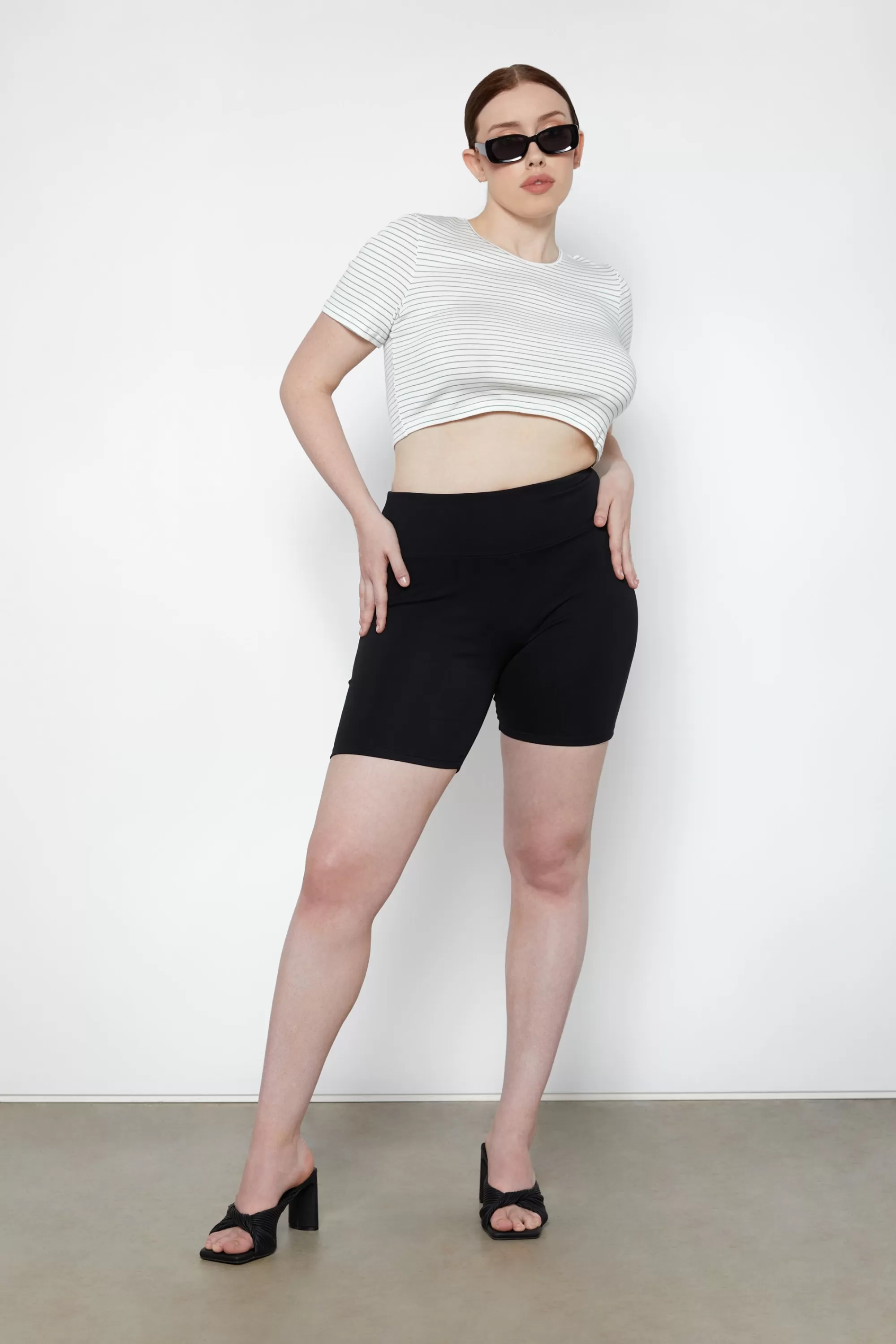 OAK + FORT CROPPED STRIPED TEE | Women Tops