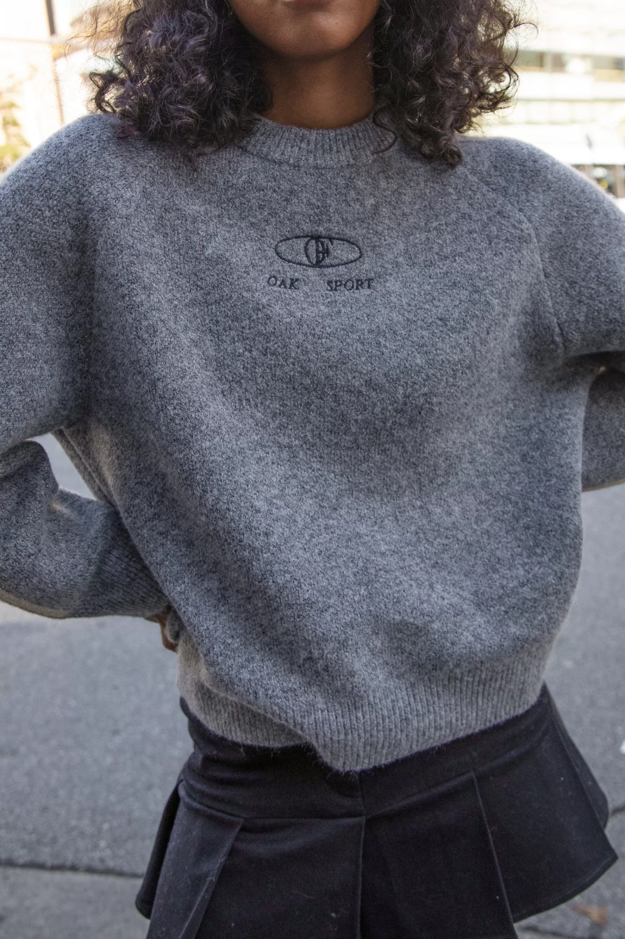 OAK + FORT EMBROIDERED OAK SPORT SWEATER | Women Sweaters & Cardigans