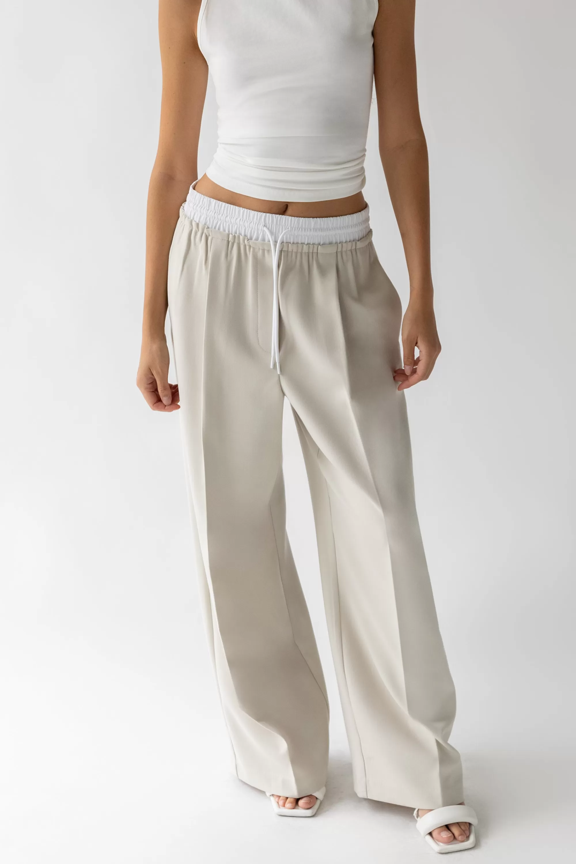 OAK + FORT EXPOSED ELASTIC WAISTBAND DRESS PANT | Women Pants