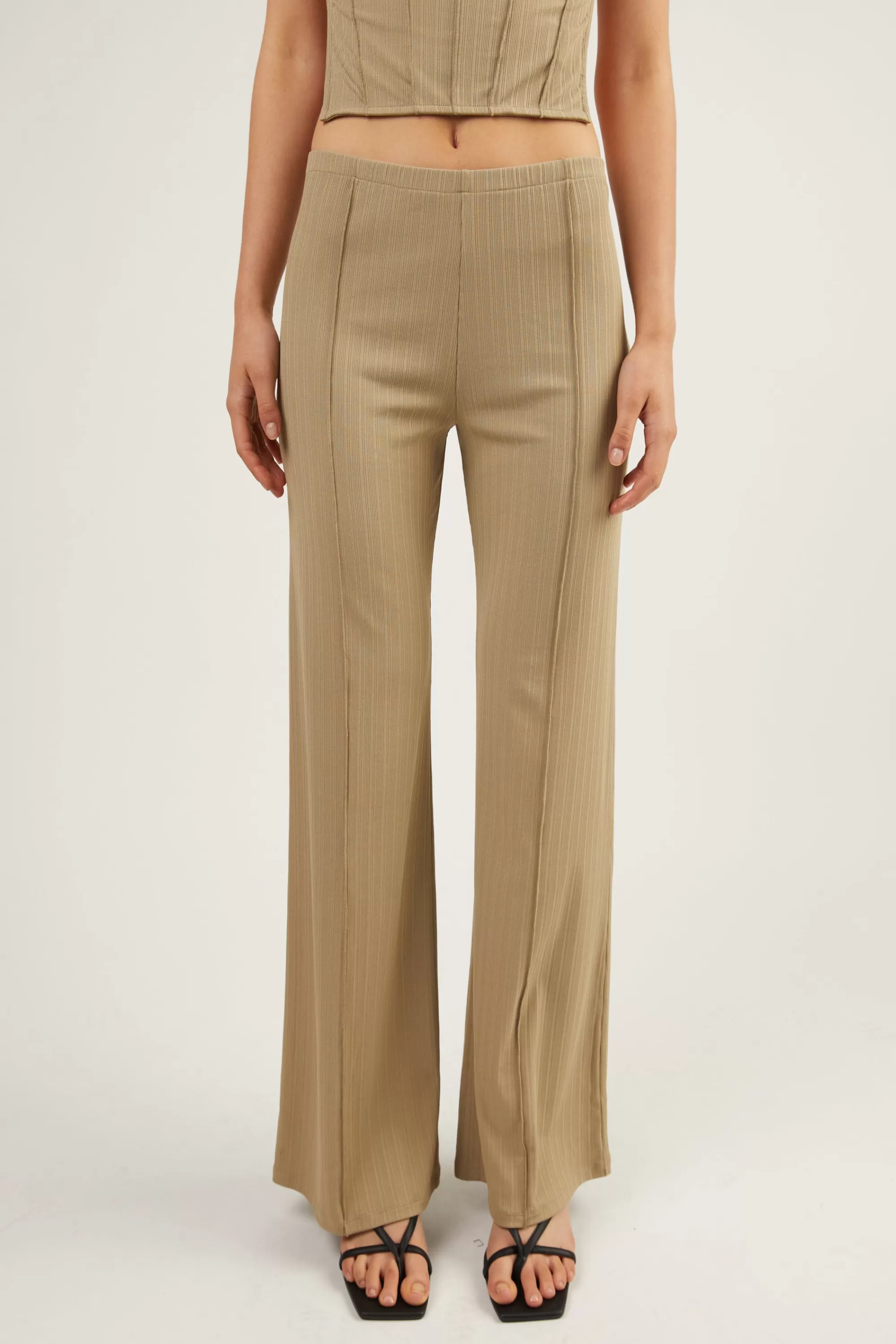 OAK + FORT FLARED PANT WITH STITCH DETAILS | Women Pants