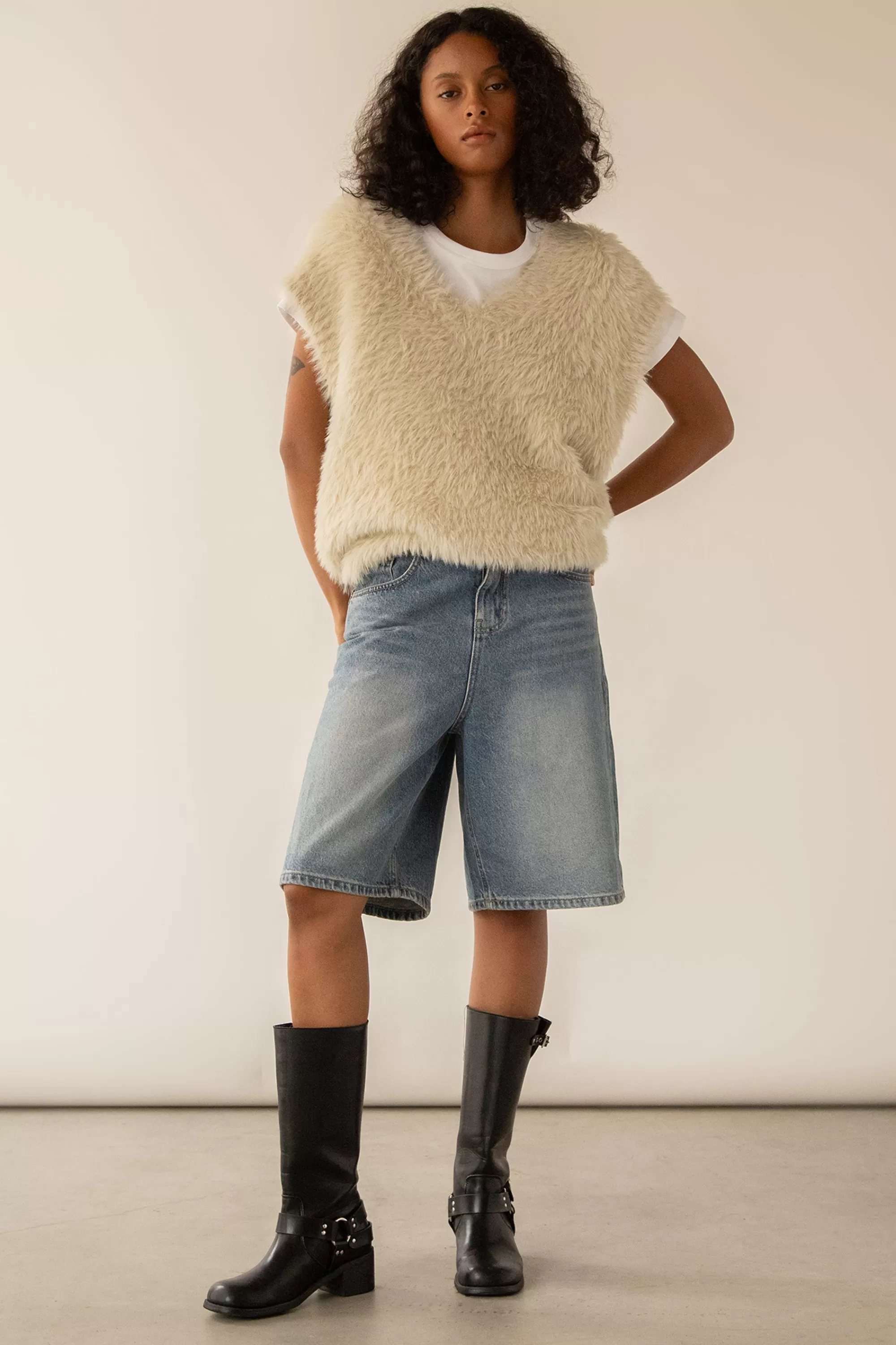 OAK + FORT FUZZY SWEATER VEST | Women Sweaters & Cardigans