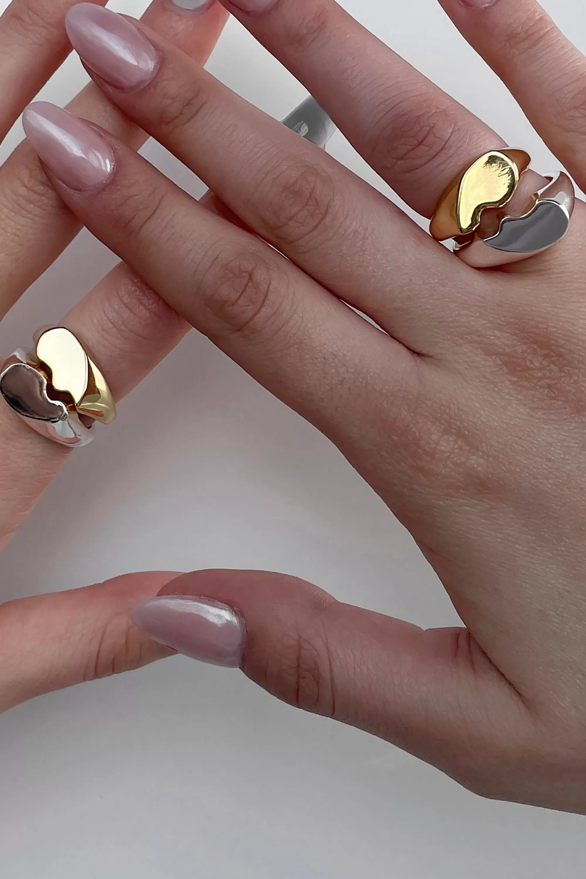 OAK + FORT HALF HEART SIGNET RING SET | Women Rings & Bracelets | Rings & Bracelets