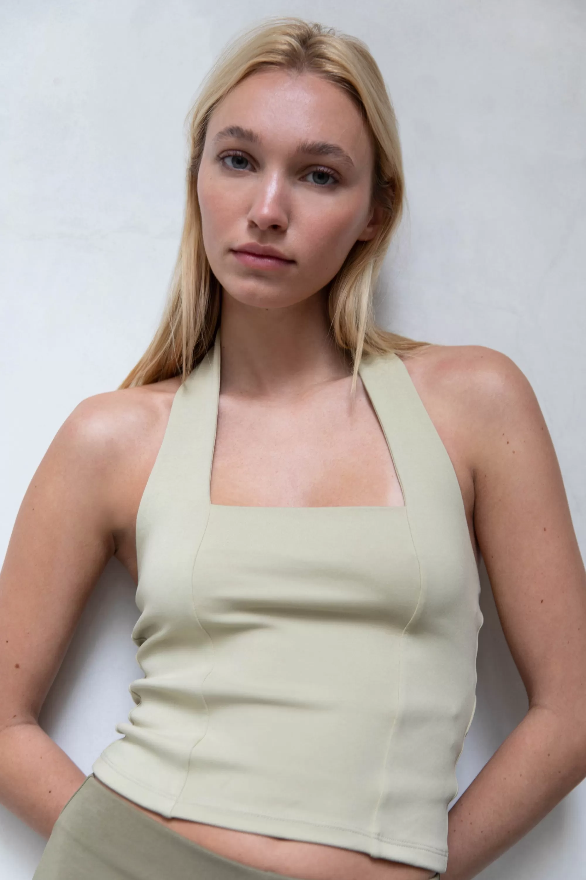 OAK + FORT HALTER TOP | Women Tops