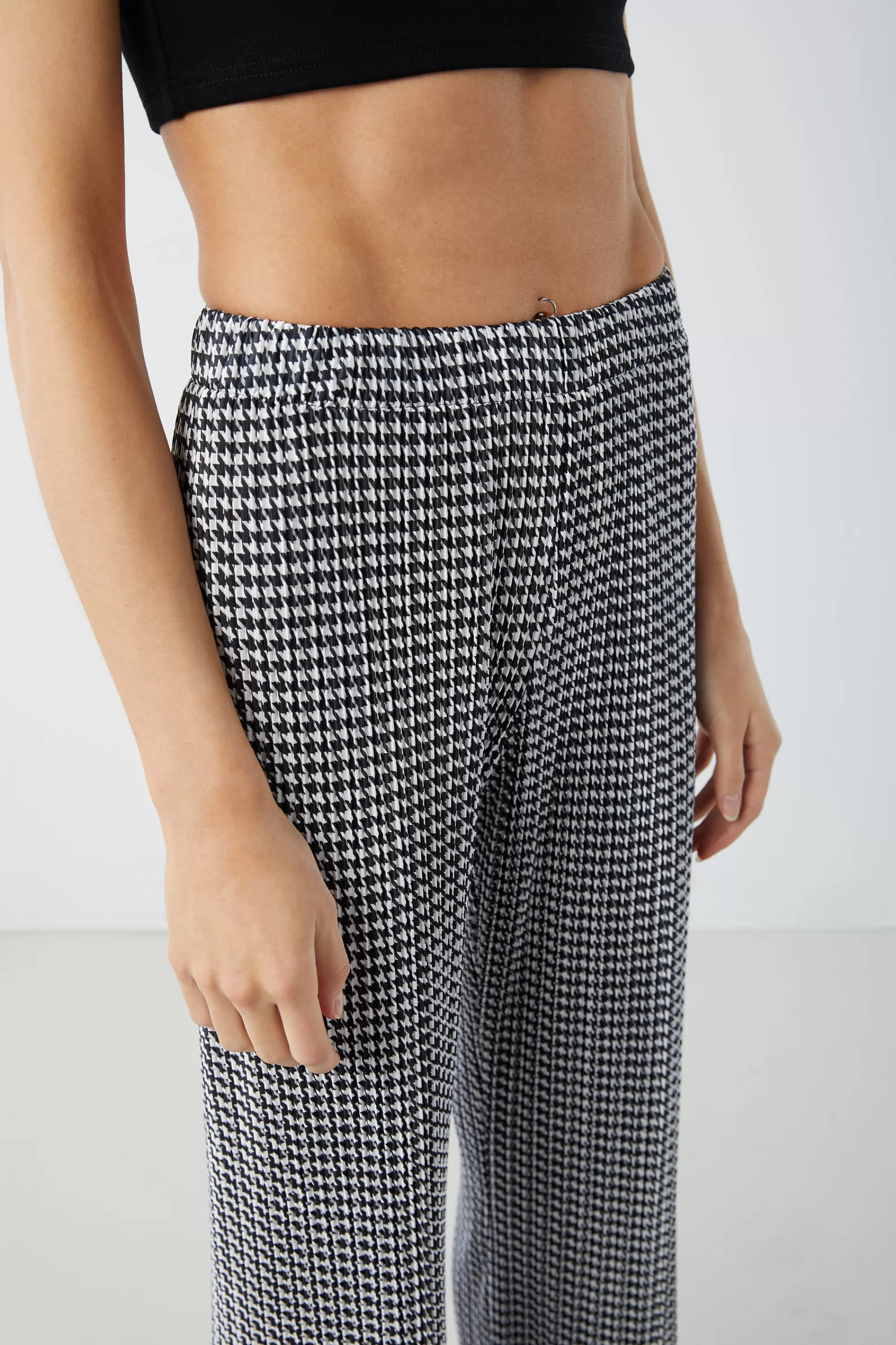 OAK + FORT HOUNDSTOOTH PLEATED PANT | Women Pants