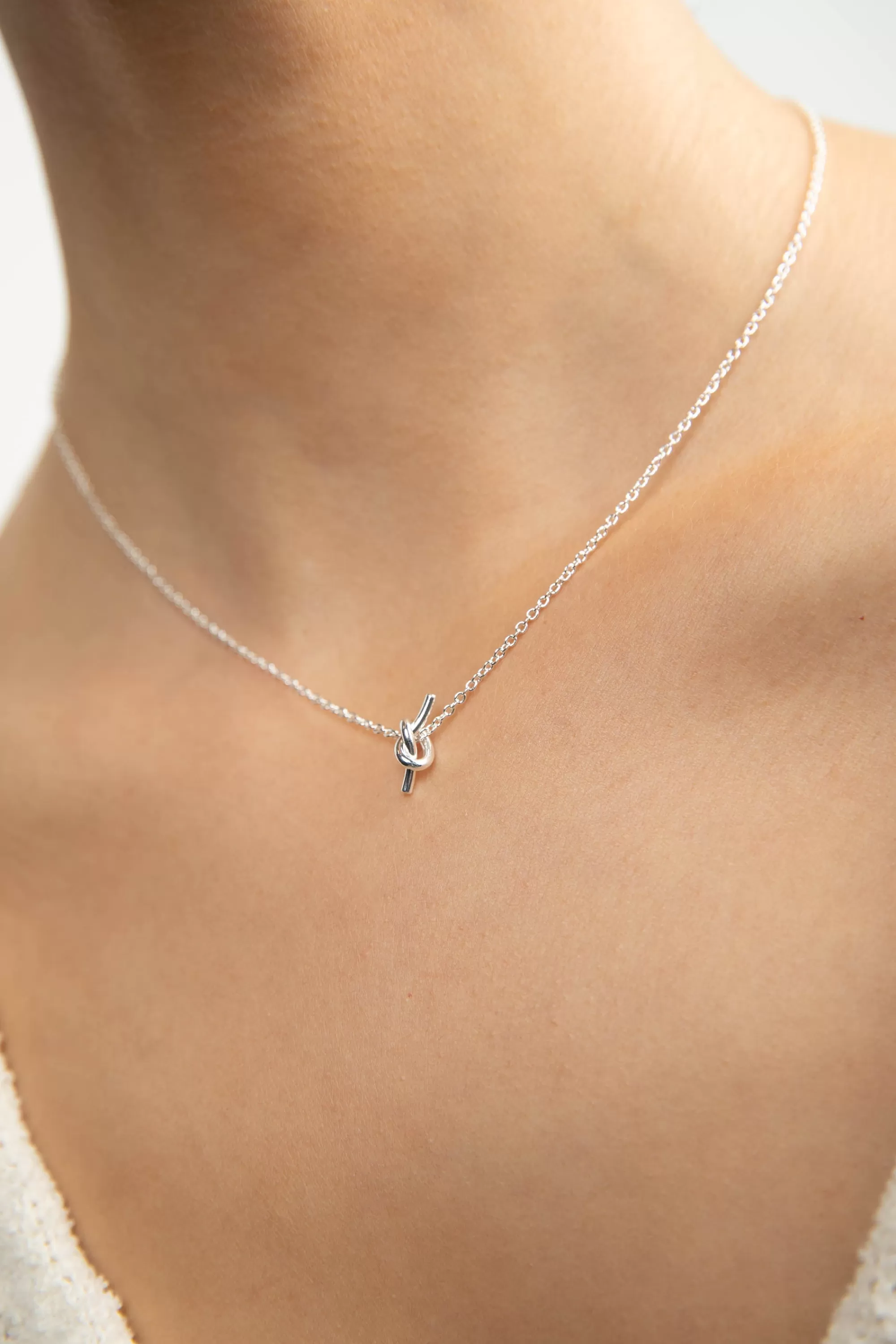 OAK + FORT KNOT NECKLACE | Women Necklaces | Necklaces