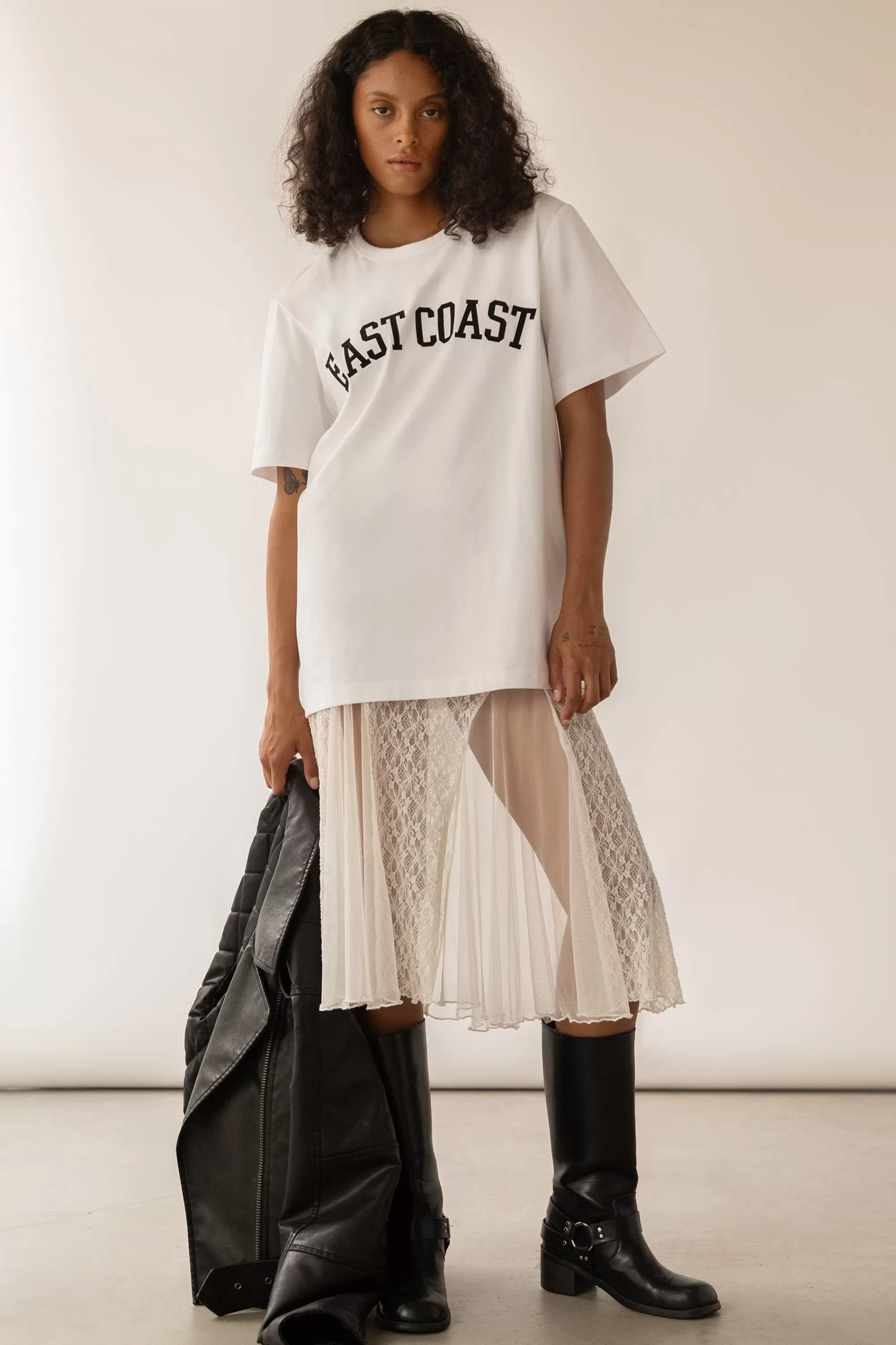 OAK + FORT LACE SHORT SLEEVE MIDI DRESS | Women Dresses