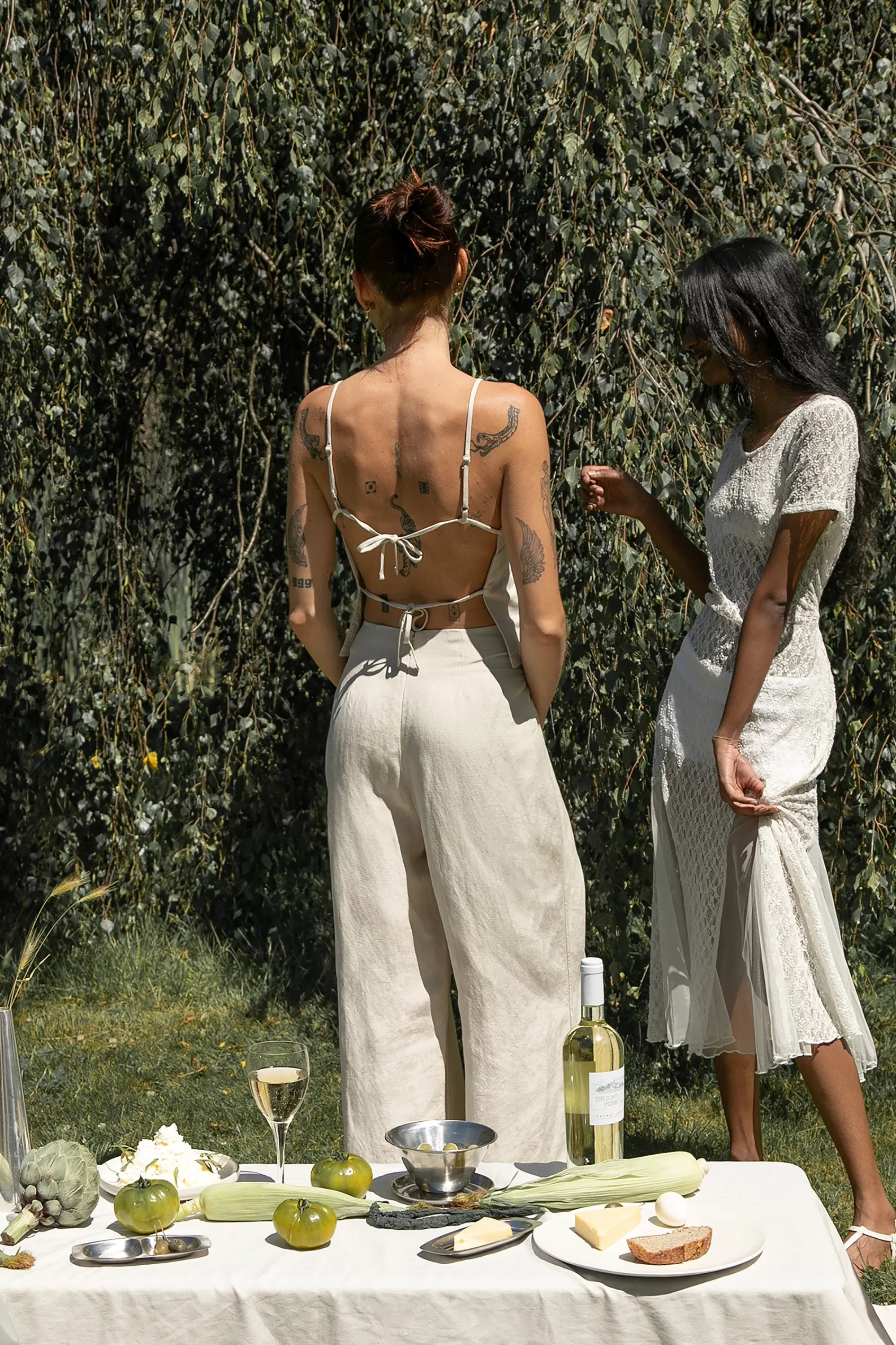 OAK + FORT LINEN BLEND OPEN BACK TANK TOP | Women Tops
