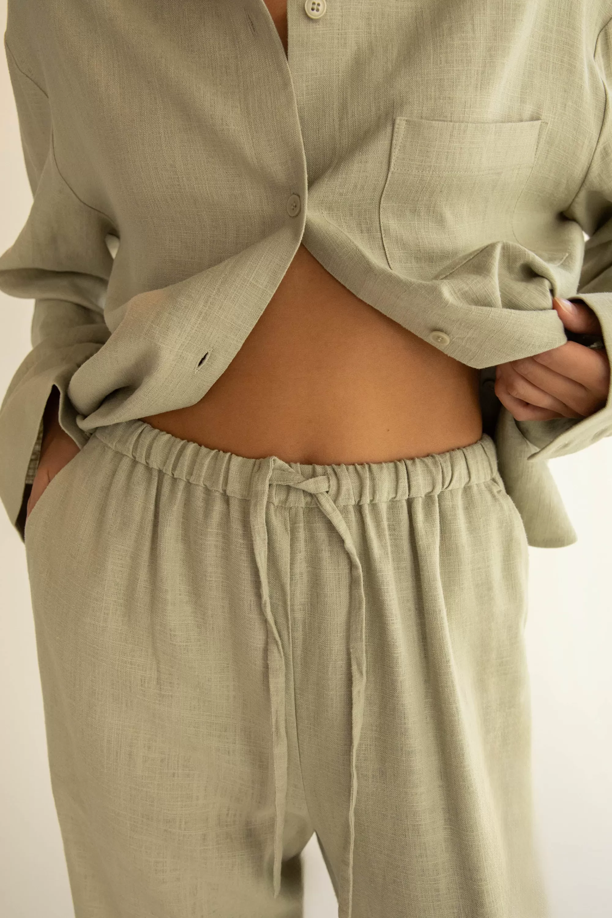 OAK + FORT LINEN BLEND WIDE LEG PANT | Women Pants