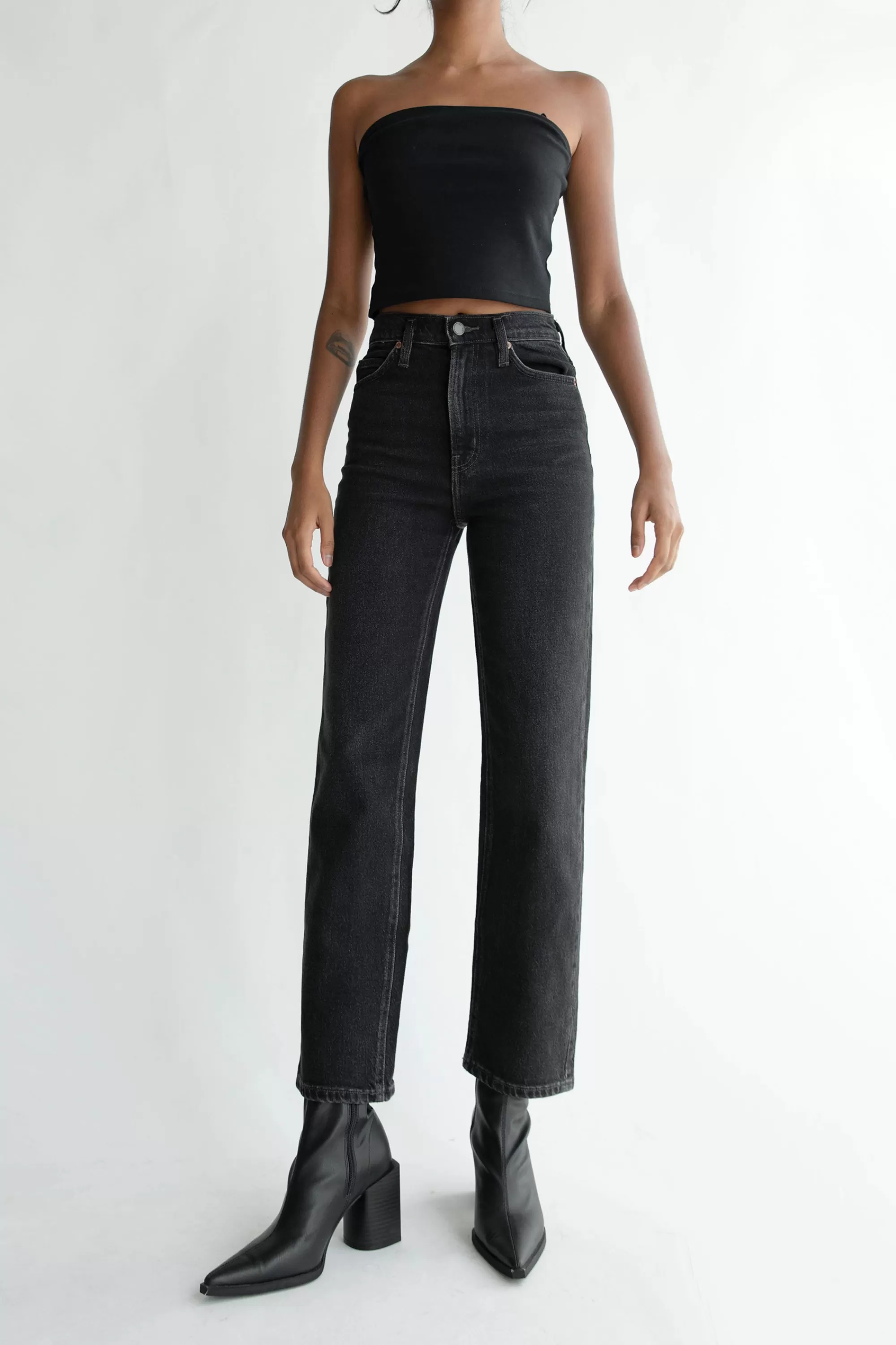 OAK + FORT OAK ESSENTIAL STRAIGHT LEG HIGH-RISE JEAN | Women Denim