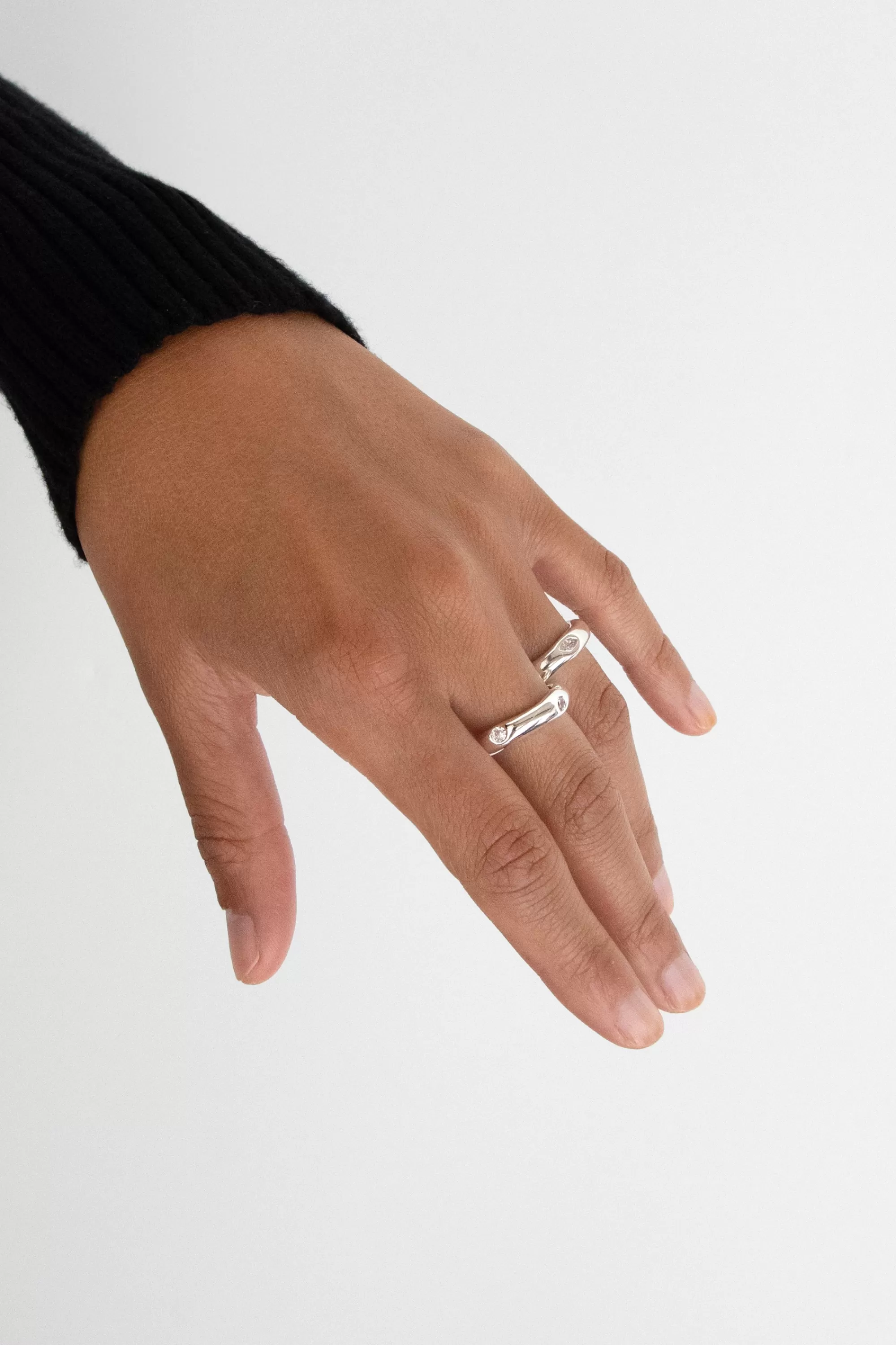 OAK + FORT ORGANIC SHAPED RING WITH ZIRCONIA | Women Rings & Bracelets | Rings & Bracelets