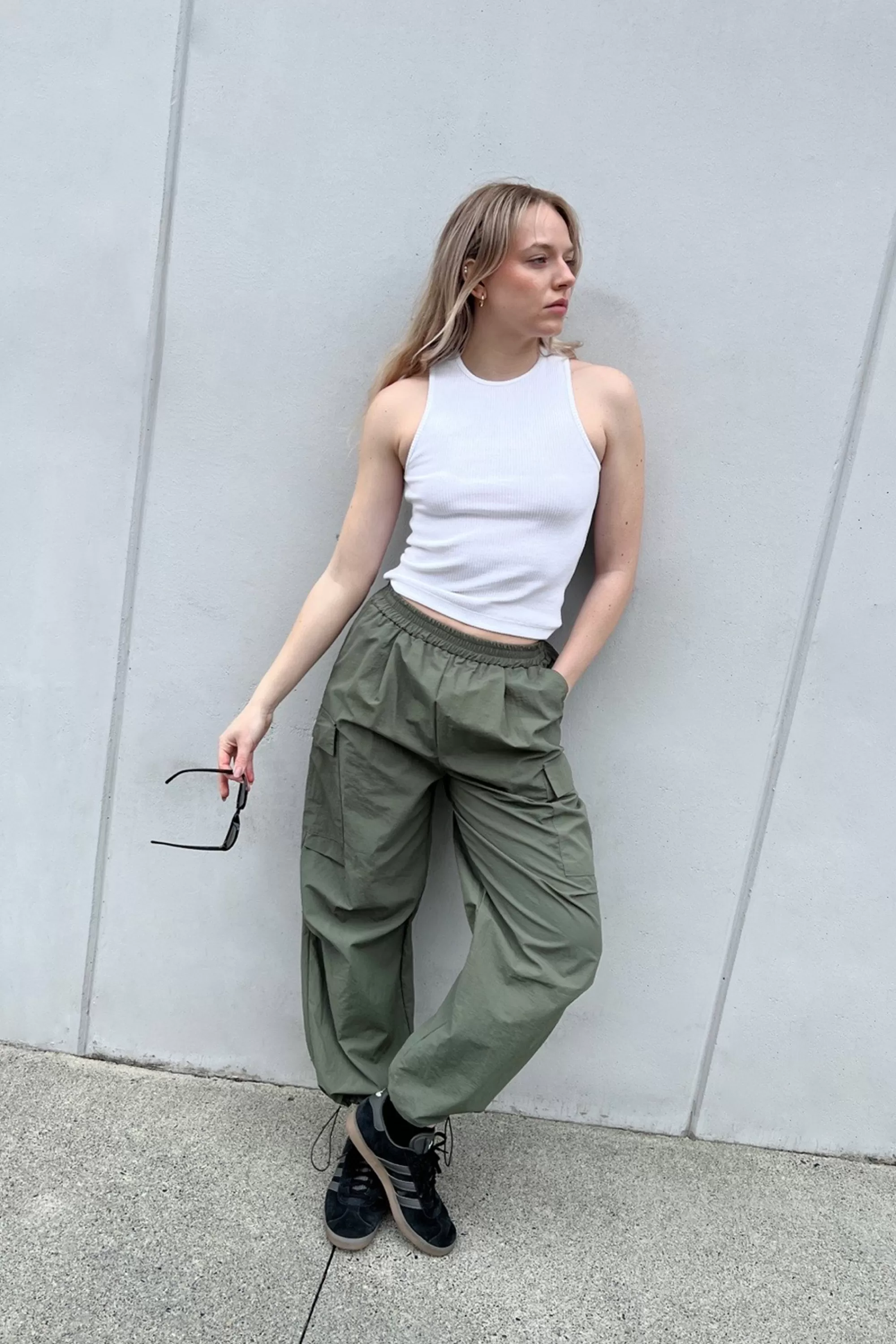 OAK + FORT PARACHUTE CARGO PANT | Women Pants