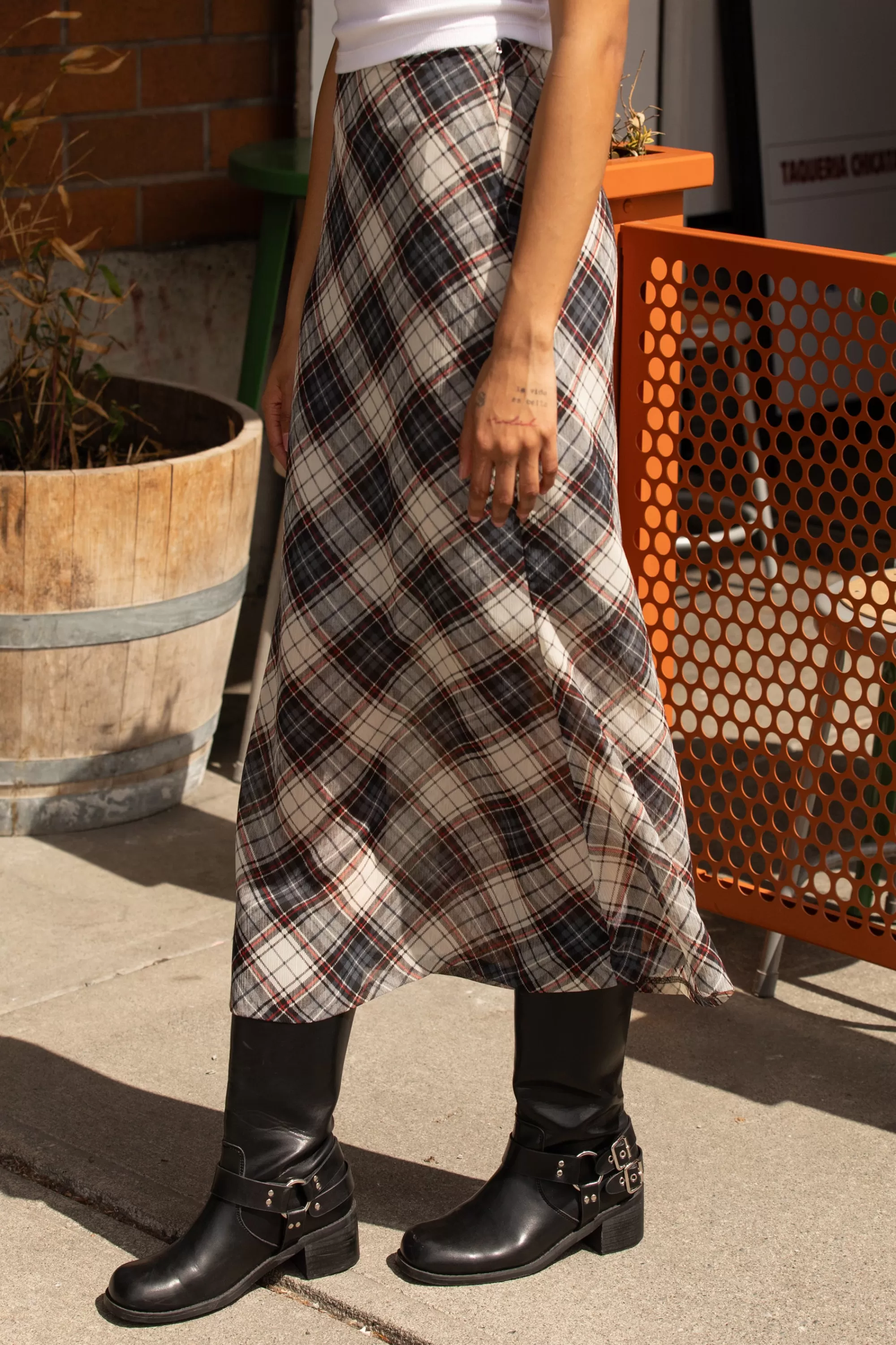 OAK + FORT PLAID CHIFFON MIDI SKIRT | Women Skirts