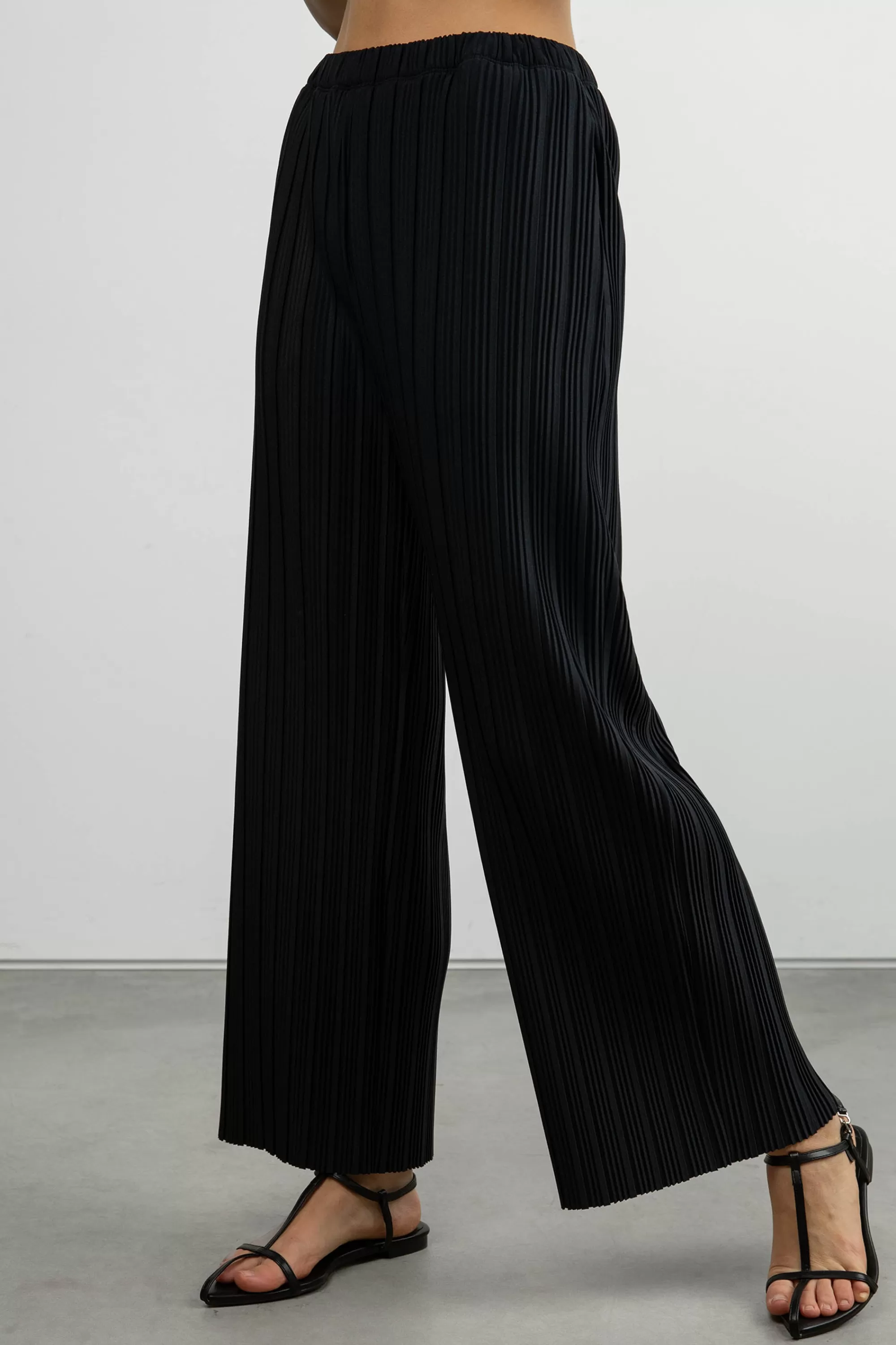 OAK + FORT PLEATED ELASTIC WAIST PANT | Women Pants