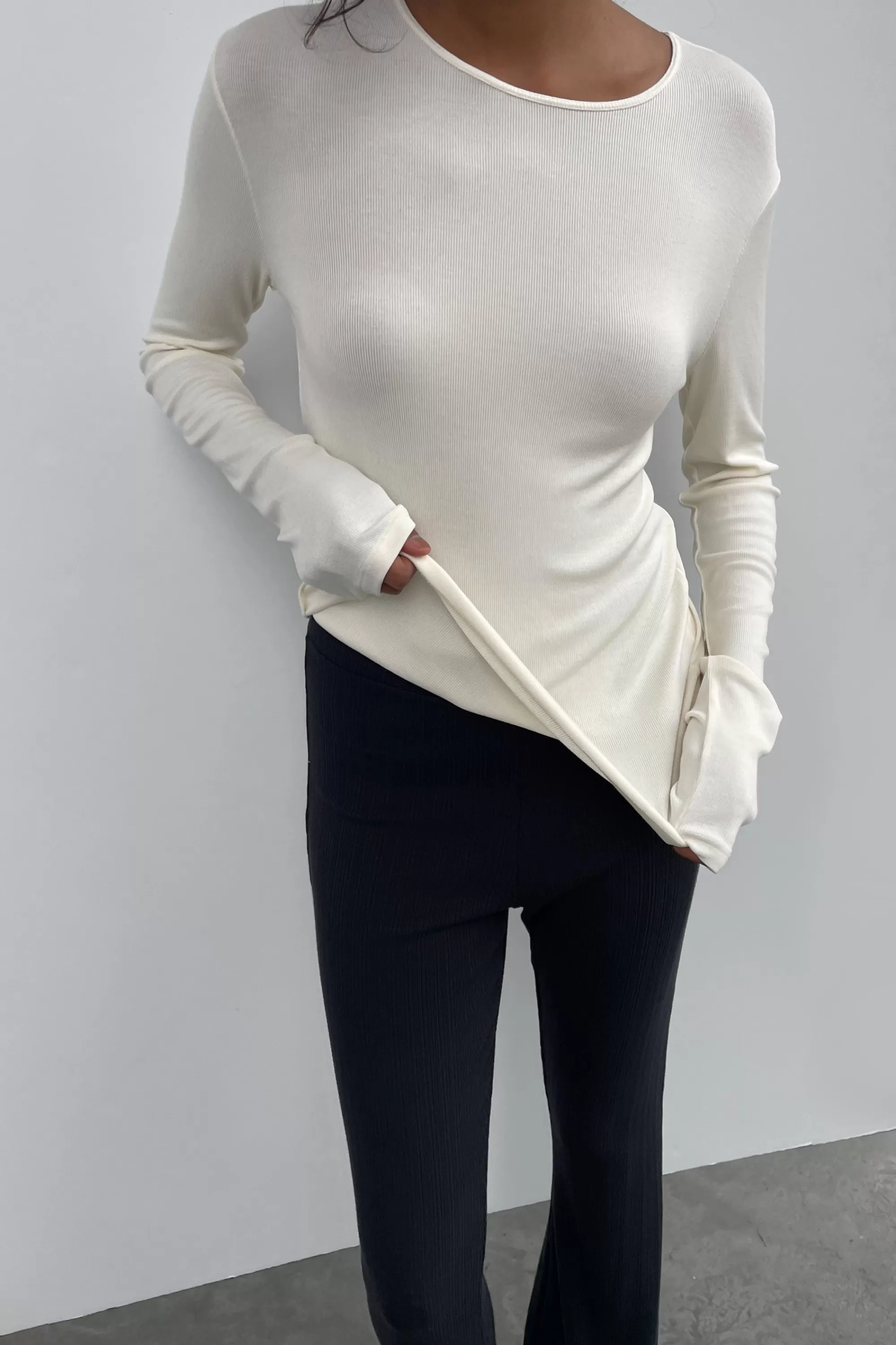 OAK + FORT RIBBED CREWNECK LONG SLEEVE | Women Tops