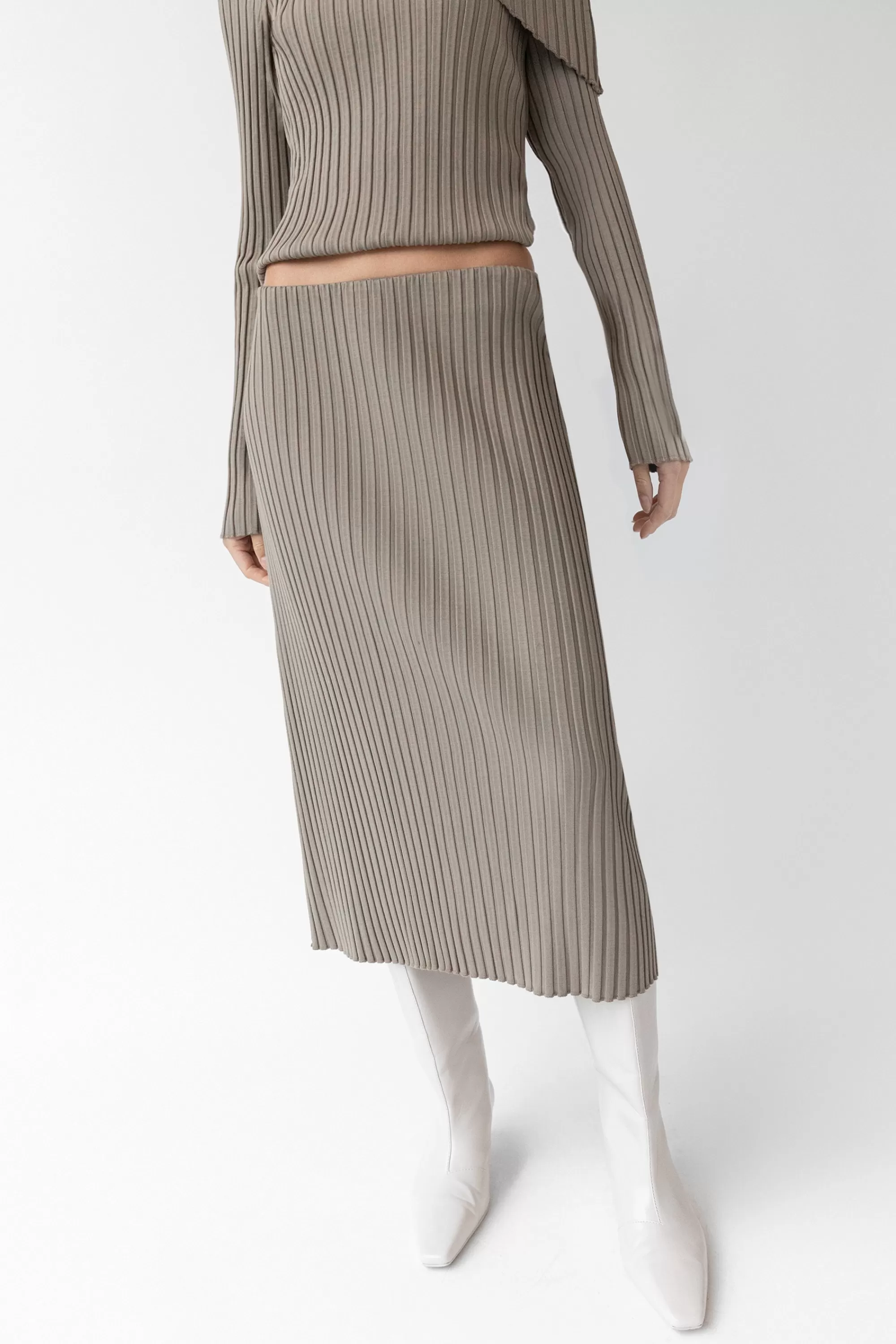 OAK + FORT RIBBED KNIT MIDI SKIRT | Women Skirts