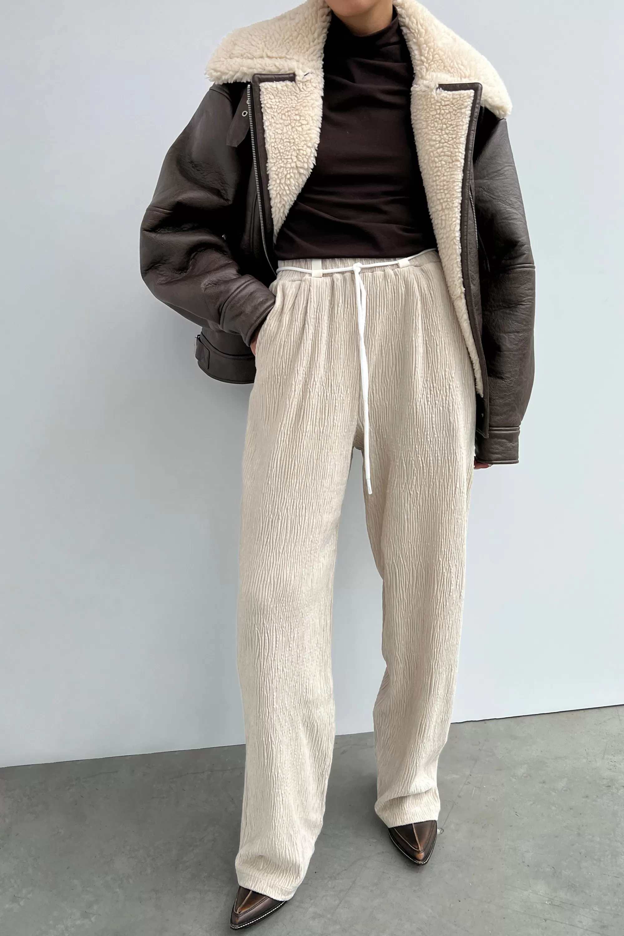OAK + FORT RIBBED STRAIGHT LEG PANTS | Women Pants