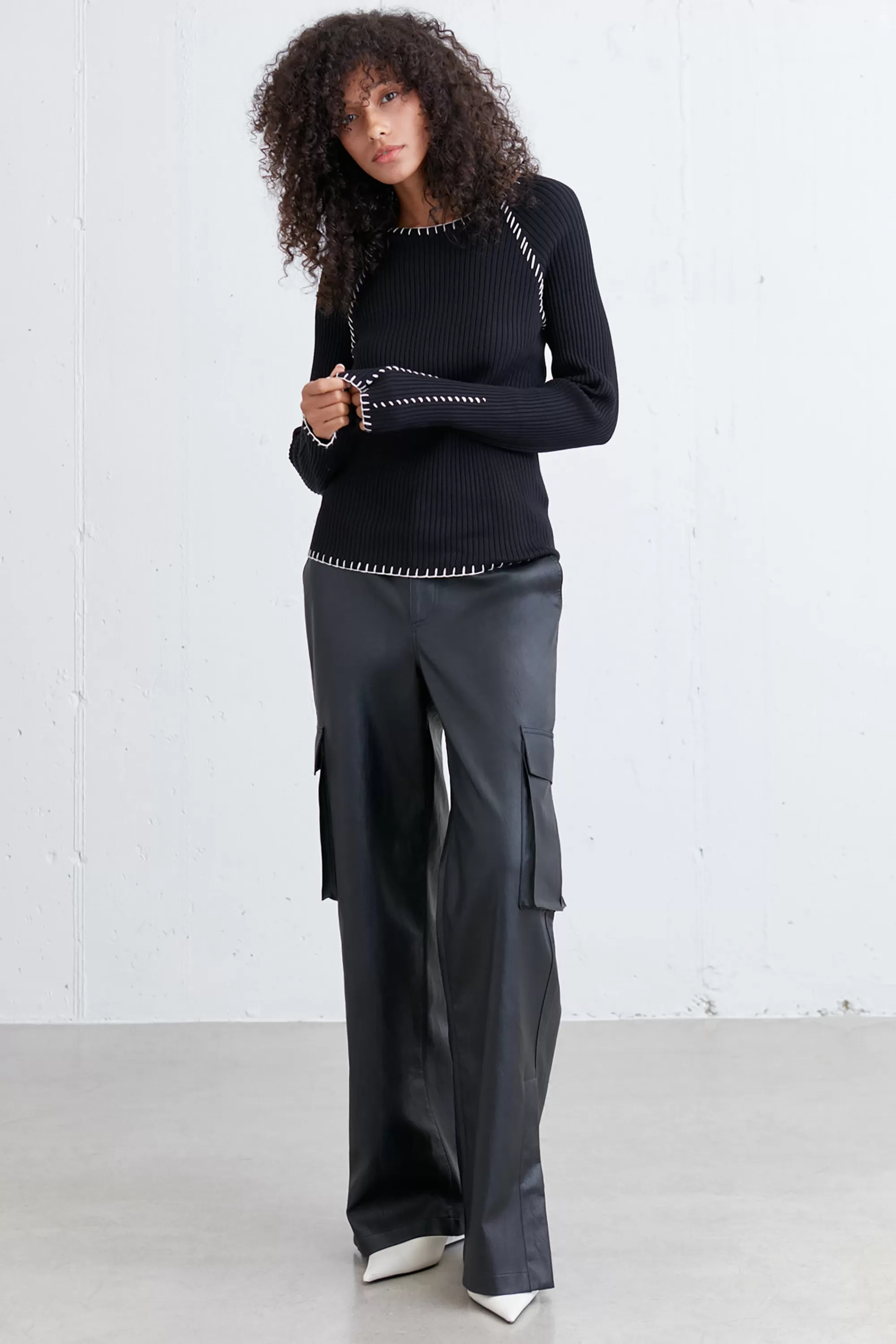 OAK + FORT RIBBED SWEATER WITH CONTRAST STITCHING | Women Sweaters & Cardigans