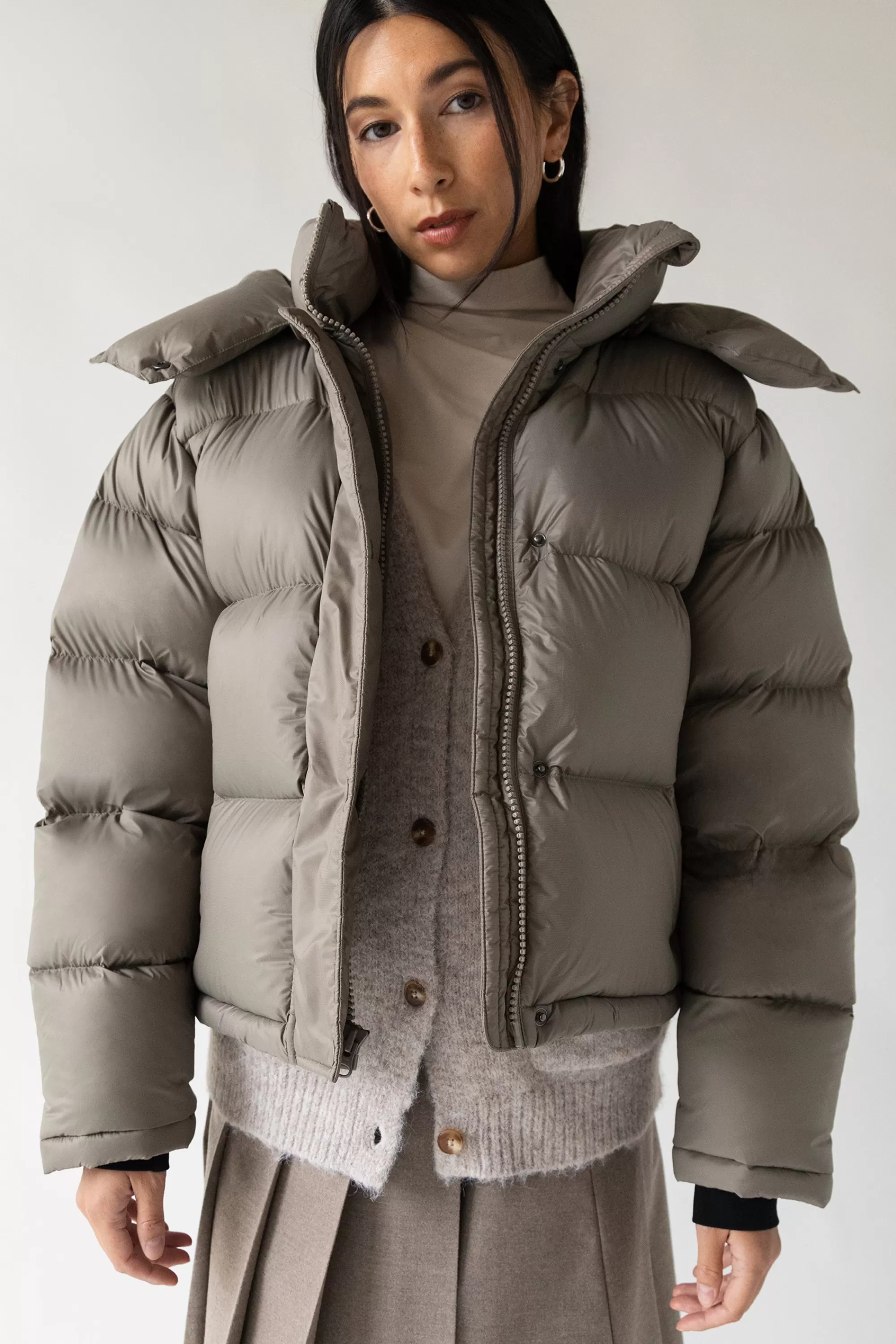 OAK + FORT SHORT PUFFER JACKET | PUFFER STUDIO 001 | Women Coats & Jackets