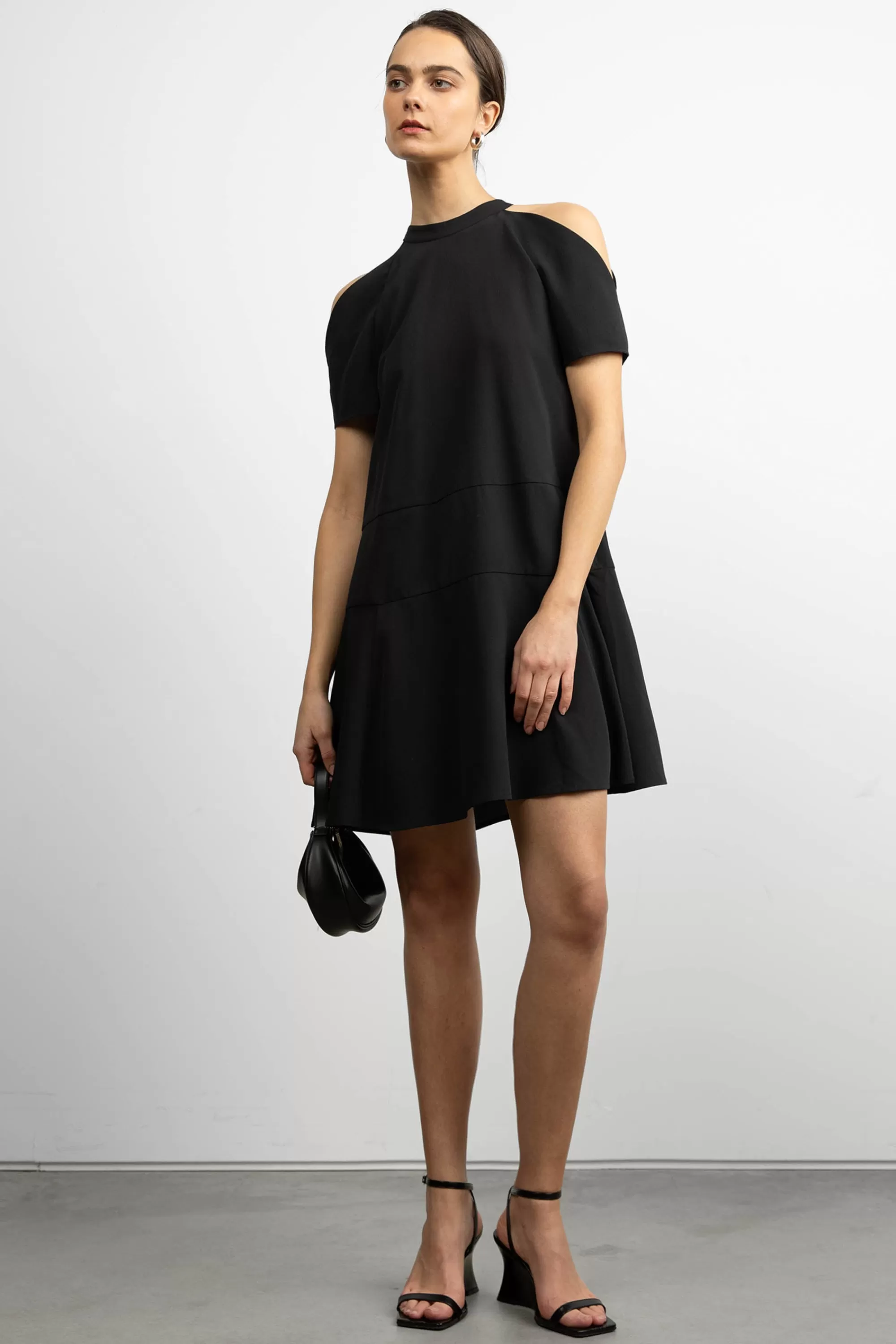OAK + FORT SHORT SLEEVE MOCKNECK MINI DRESS | Women Dresses