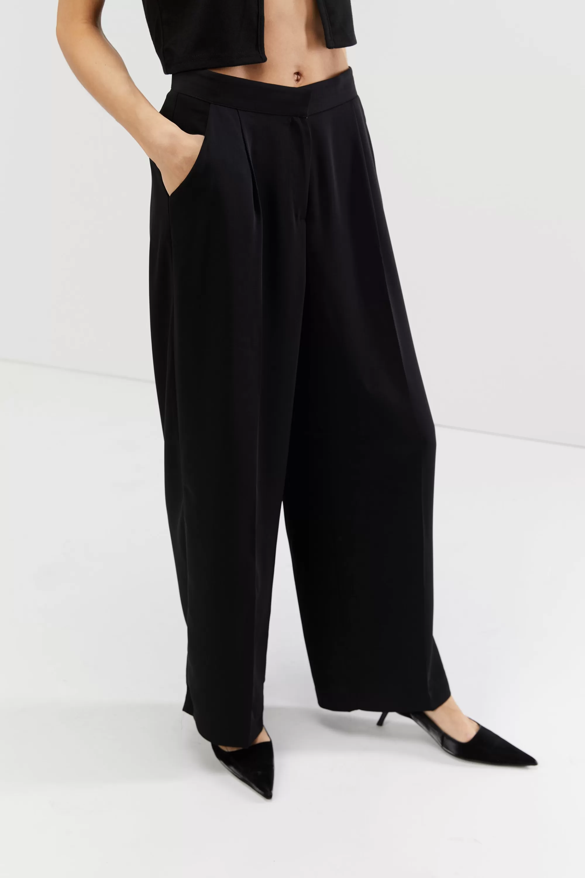 OAK + FORT SINGLE PLEAT WIDE LEG PANT | Women Pants