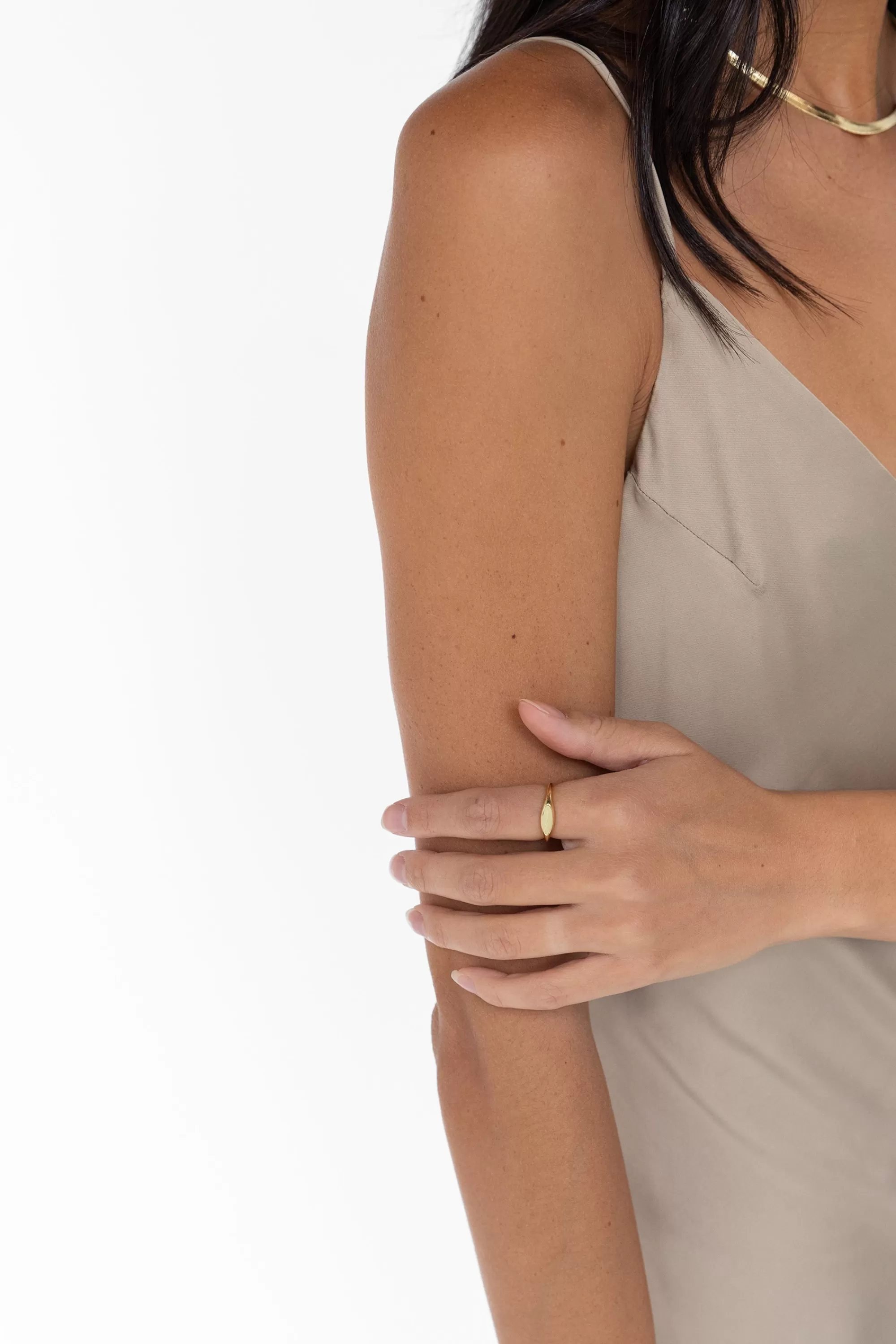 OAK + FORT Slim Signet Ring | Women Rings & Bracelets | Rings & Bracelets