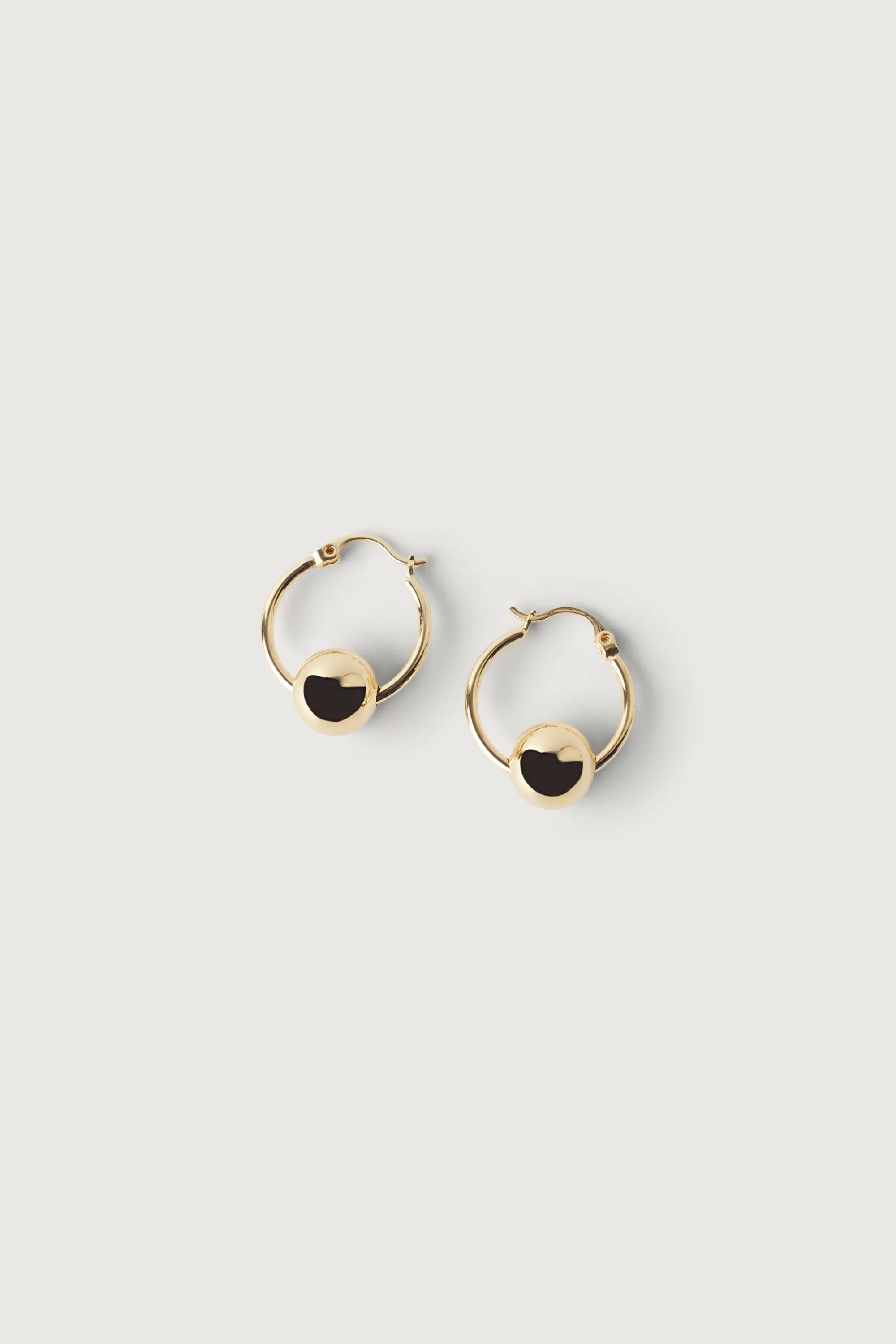 OAK + FORT SPHERE AND HOOP EARRING | Women Earrings | Earrings