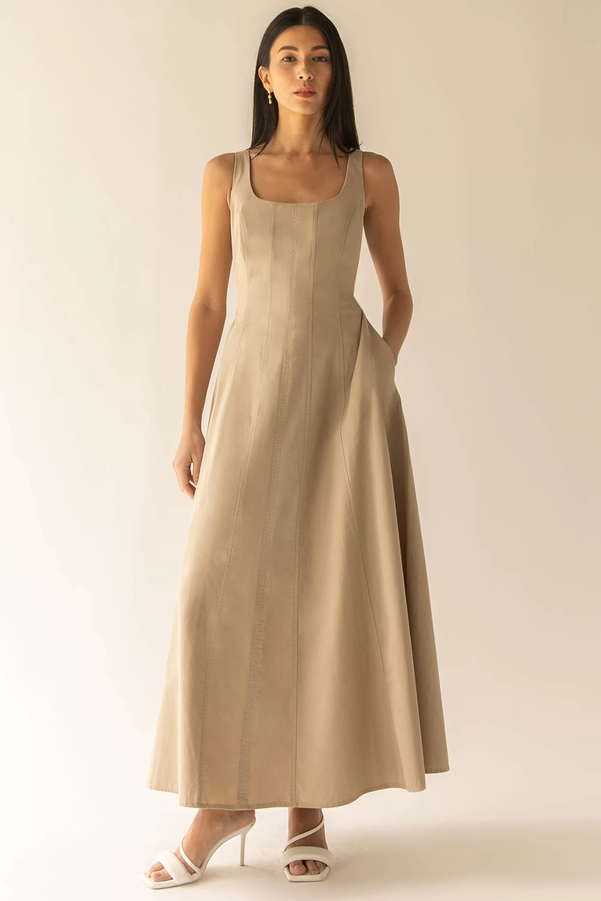 OAK + FORT SQUARE NECK MAXI DRESS | Women Dresses