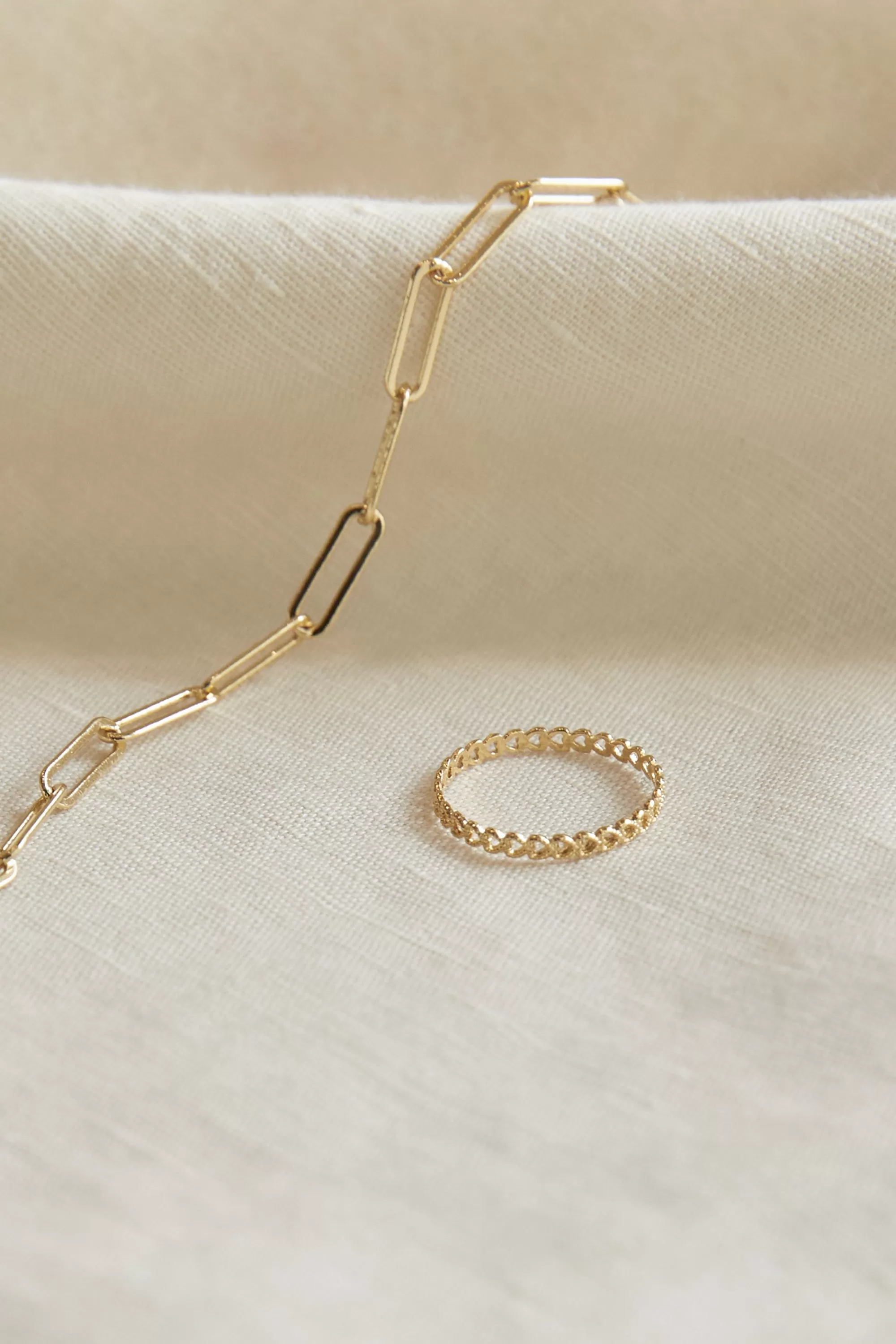 OAK + FORT STERLING SILVER HEART CHAIN RING | Women Rings & Bracelets | Rings & Bracelets