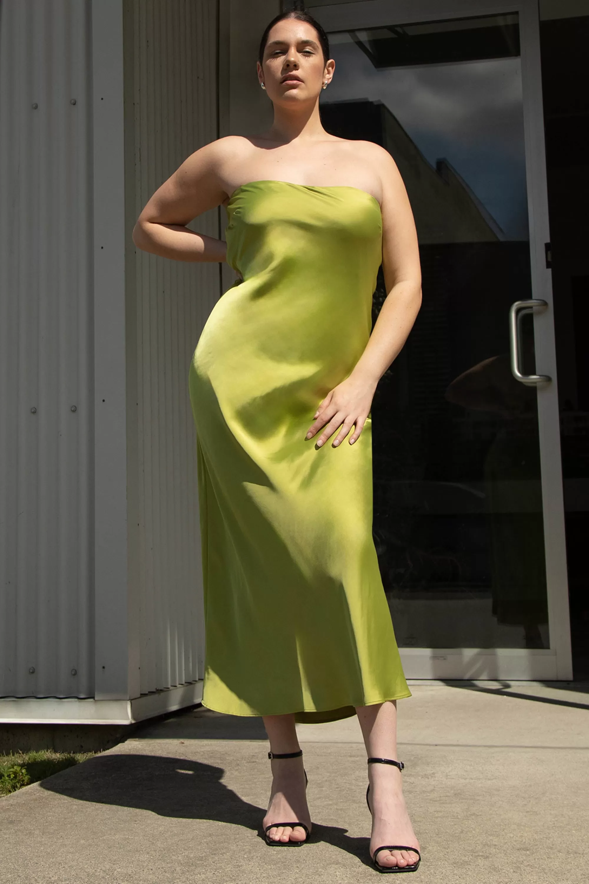 OAK + FORT STRAPLESS SATIN DRESS | Women Dresses
