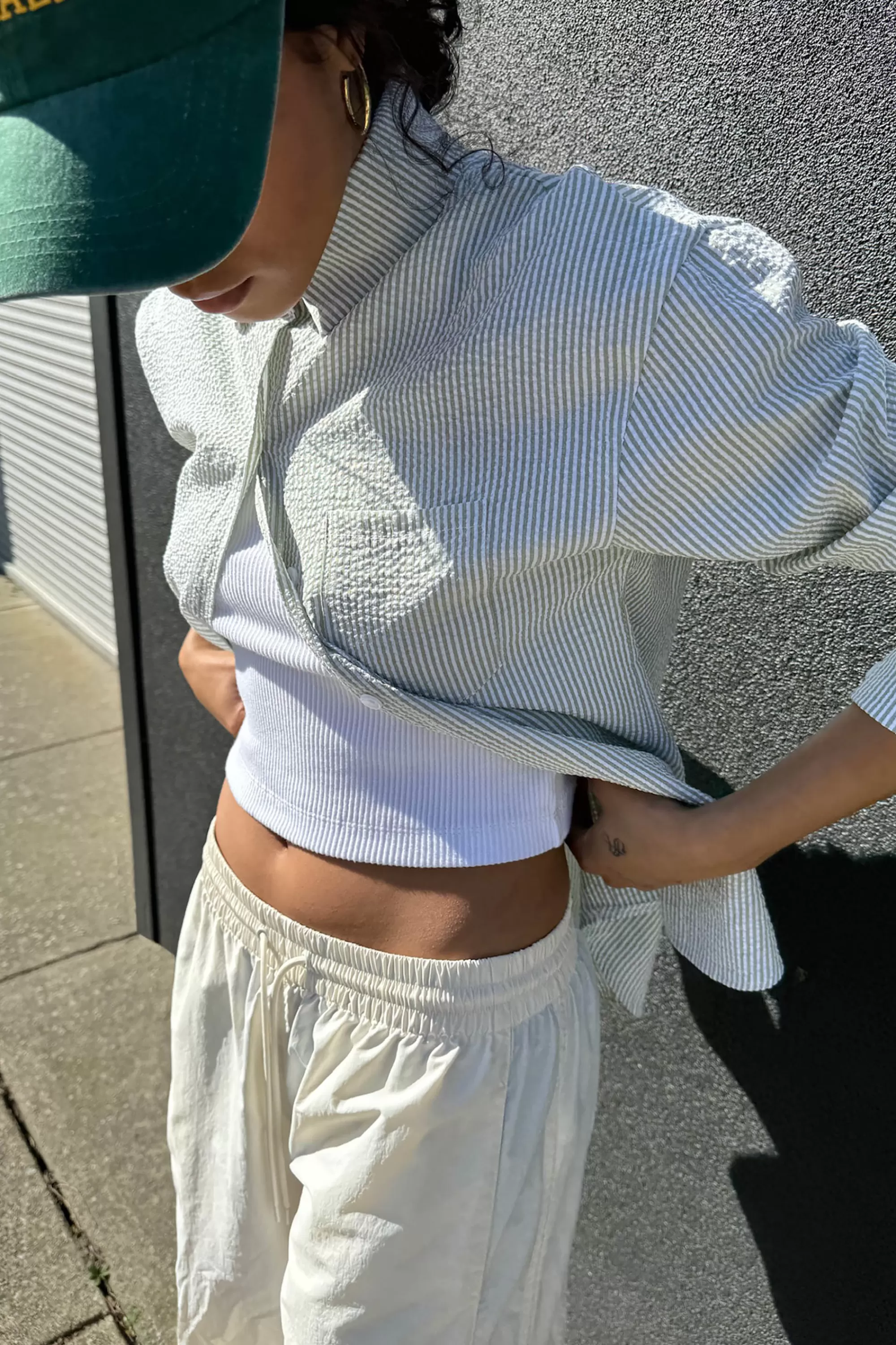 OAK + FORT TEXTURED PINSTRIPE BUTTON UP SHIRT | Women Tops