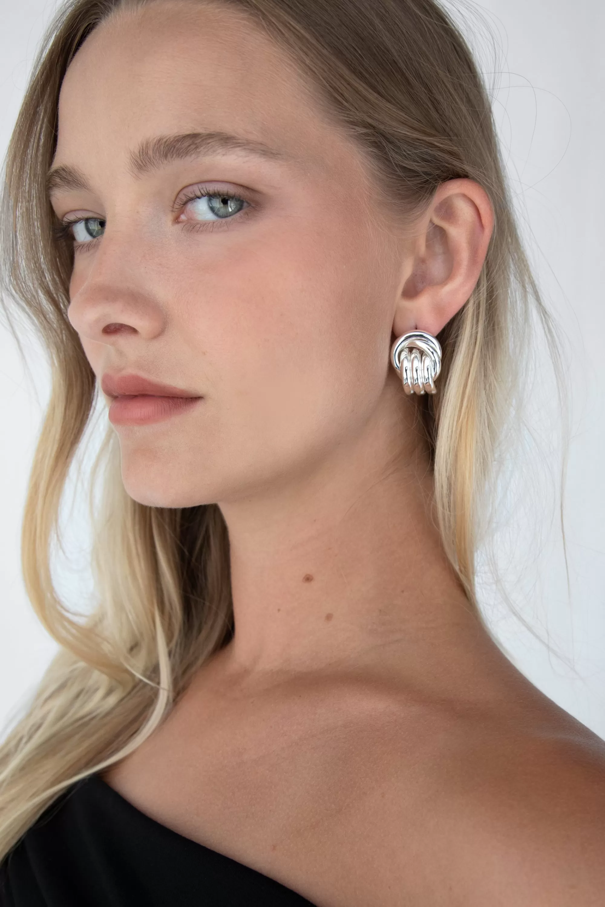 OAK + FORT TRIPLE HOOP EARRING | Women Earrings | Earrings