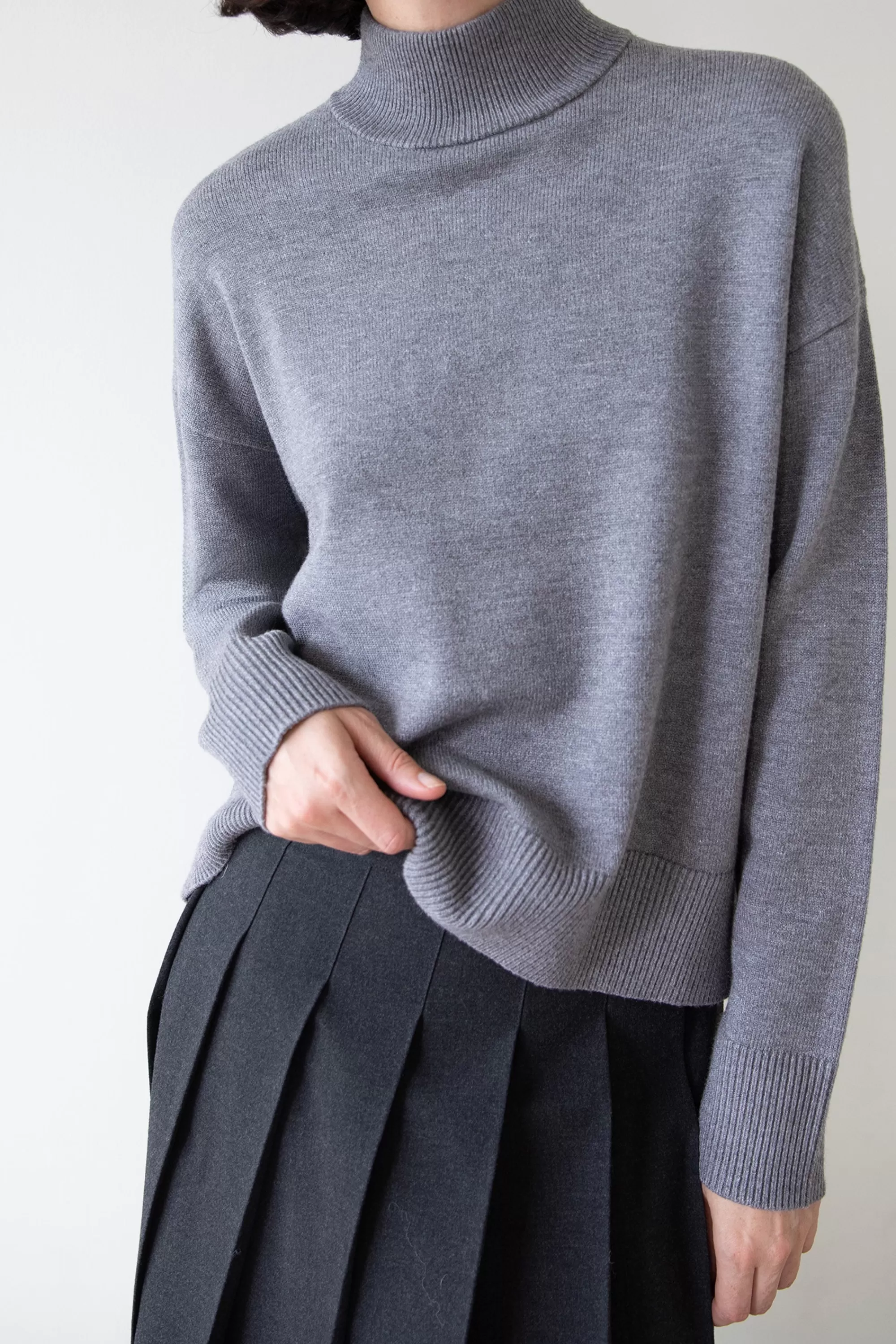 OAK + FORT TURTLENECK SWEATER | Women Sweaters & Cardigans