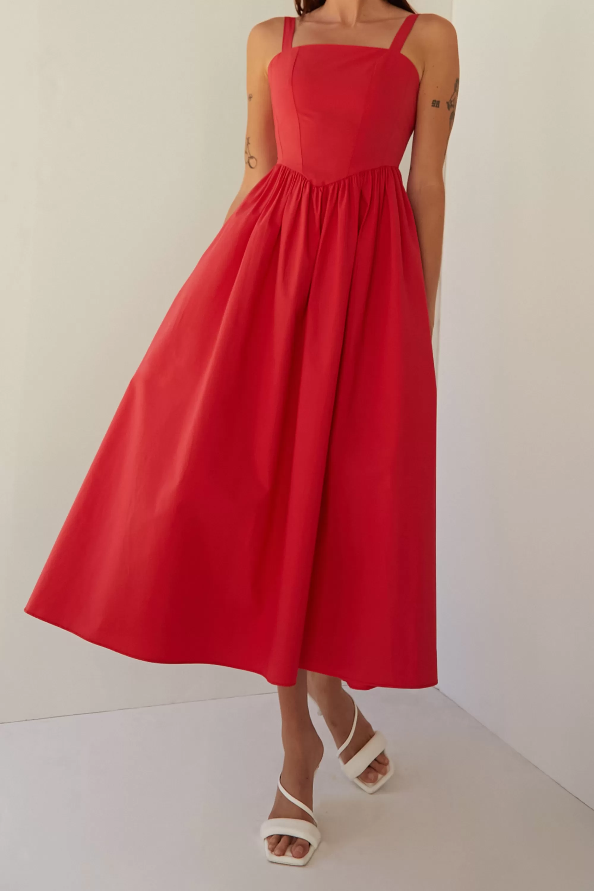 OAK + FORT V-WAIST MAXI DRESS | Women Dresses
