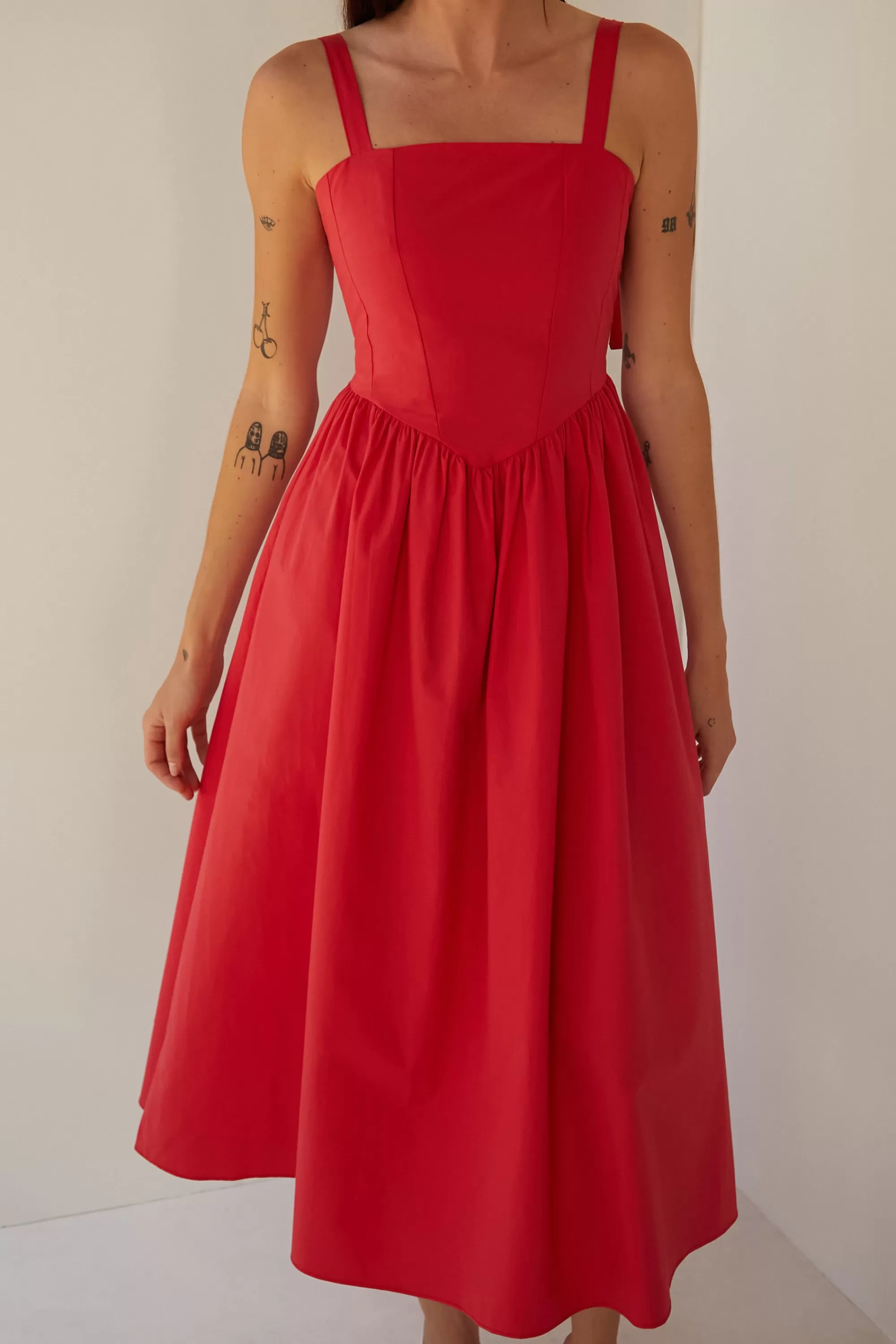 OAK + FORT V-WAIST MAXI DRESS | Women Dresses