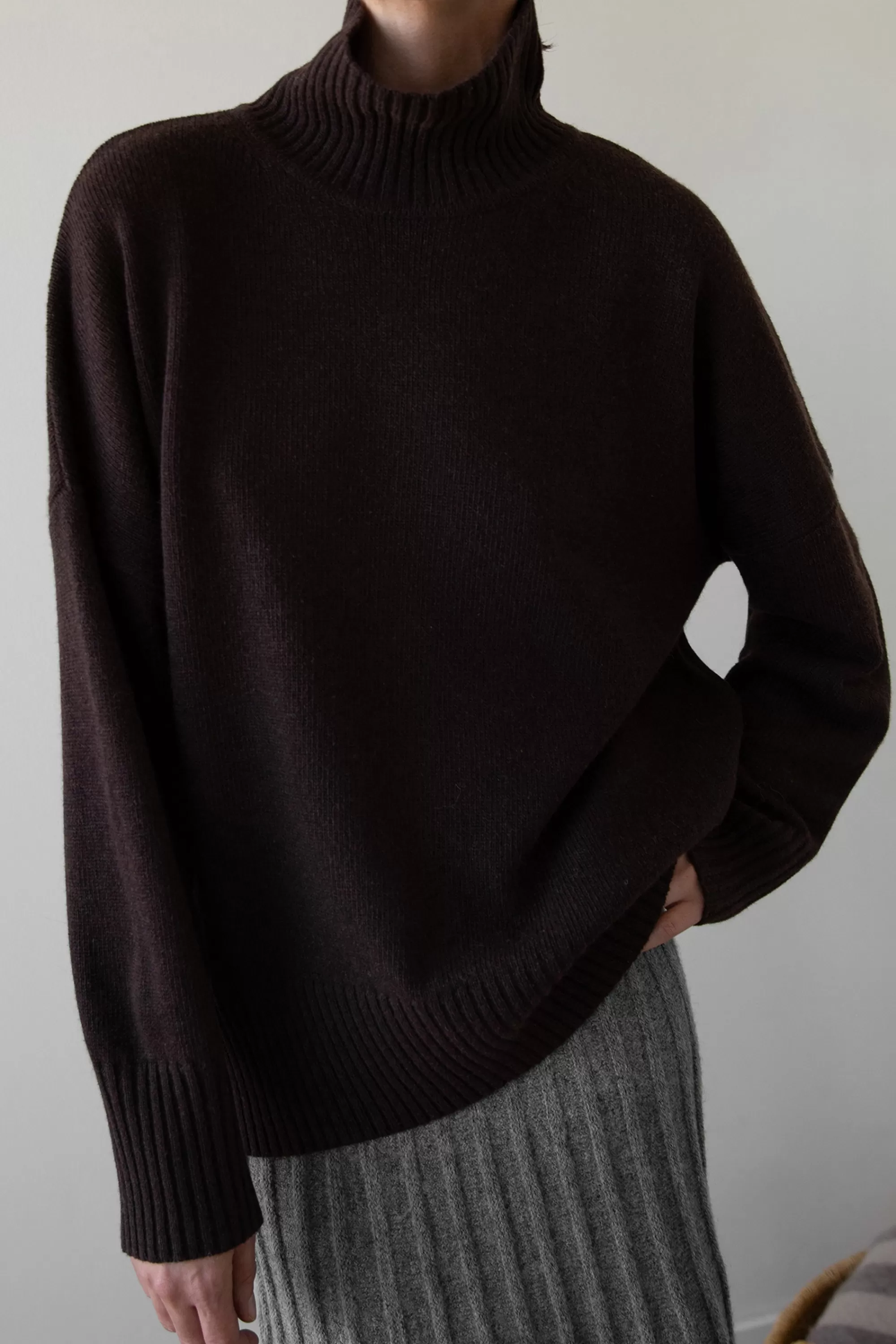 OAK + FORT WOOL-BLEND OVERSIZED TURTLENECK SWEATER | Women Sweaters & Cardigans